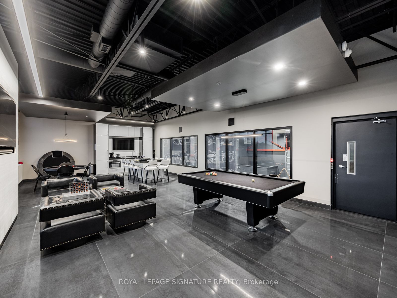 760 Laurentian Drive 12