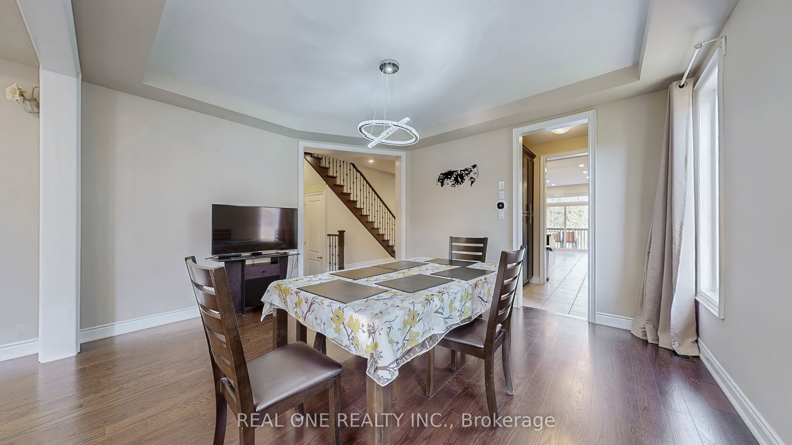 1815 Fairport Road 6