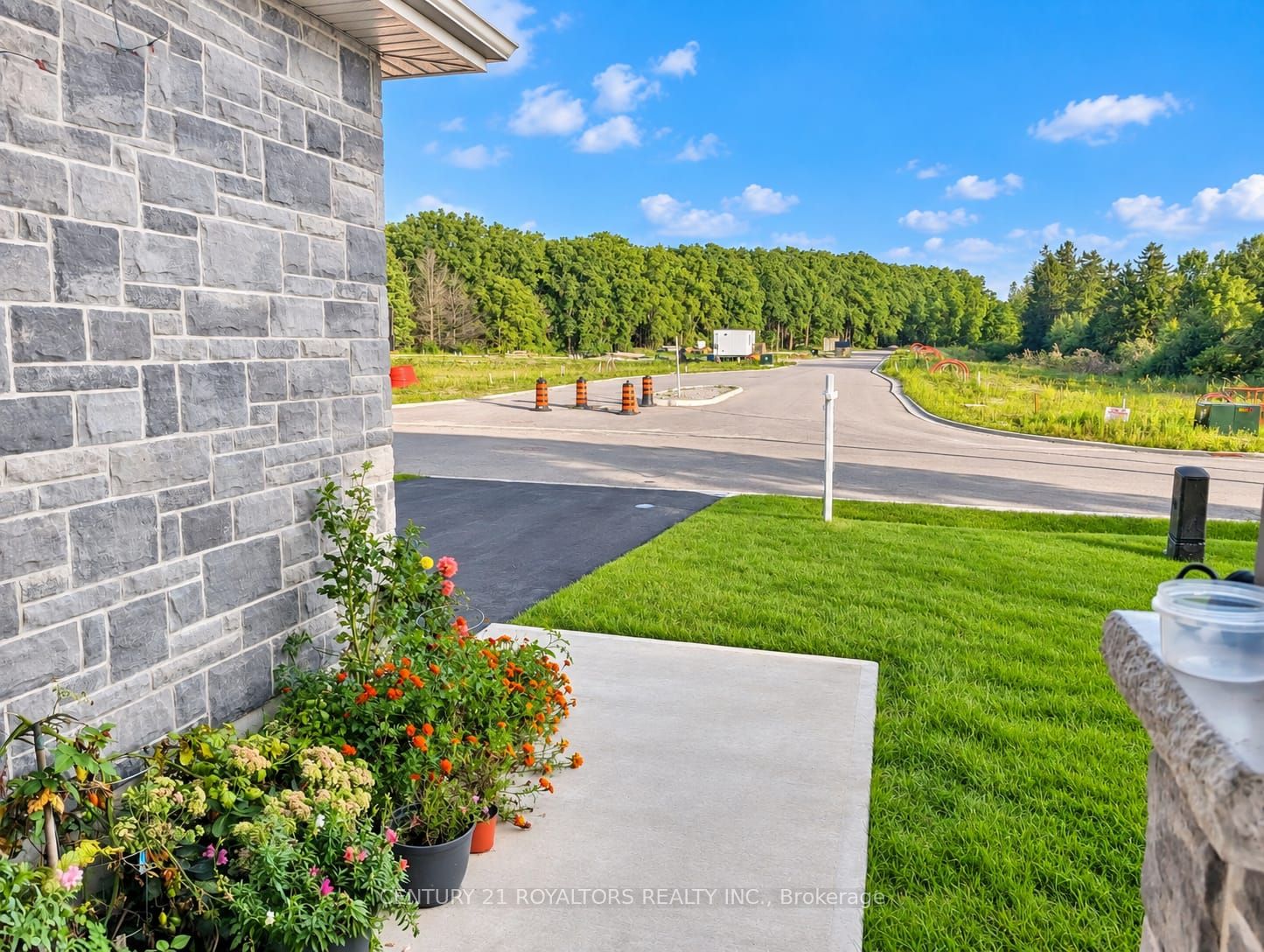 74 Cash Crescent