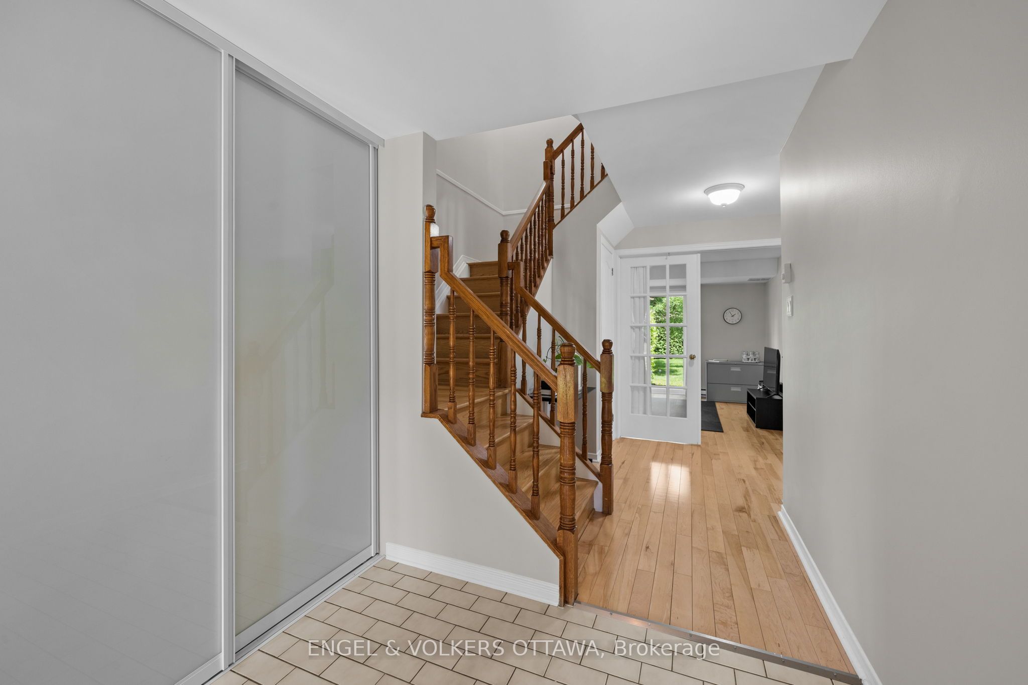 1831 Summerfields Crescent
