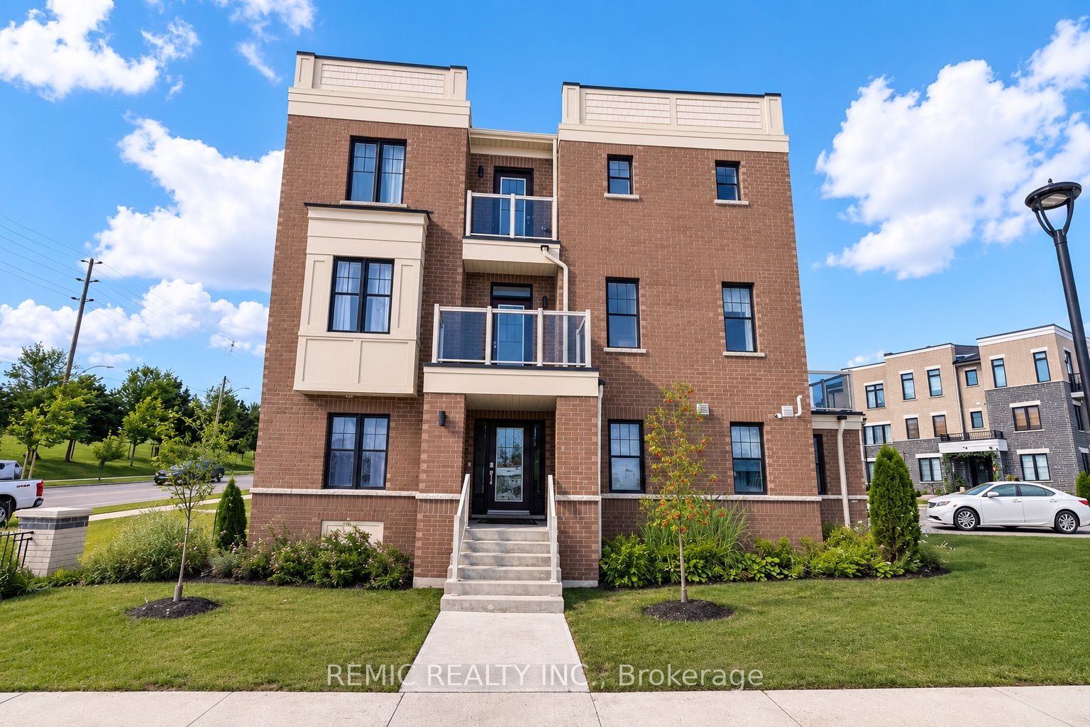 1423 Green Road