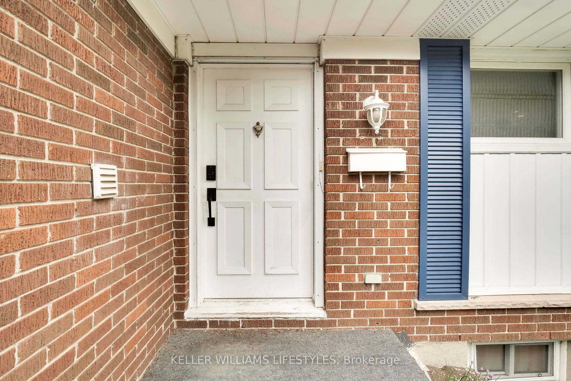 43 FINSBURY Crescent