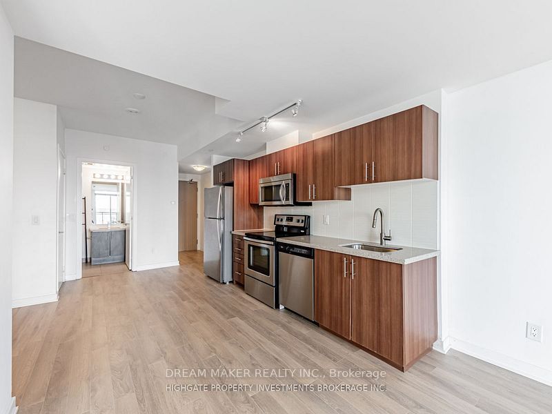 16 McAdam Avenue 306