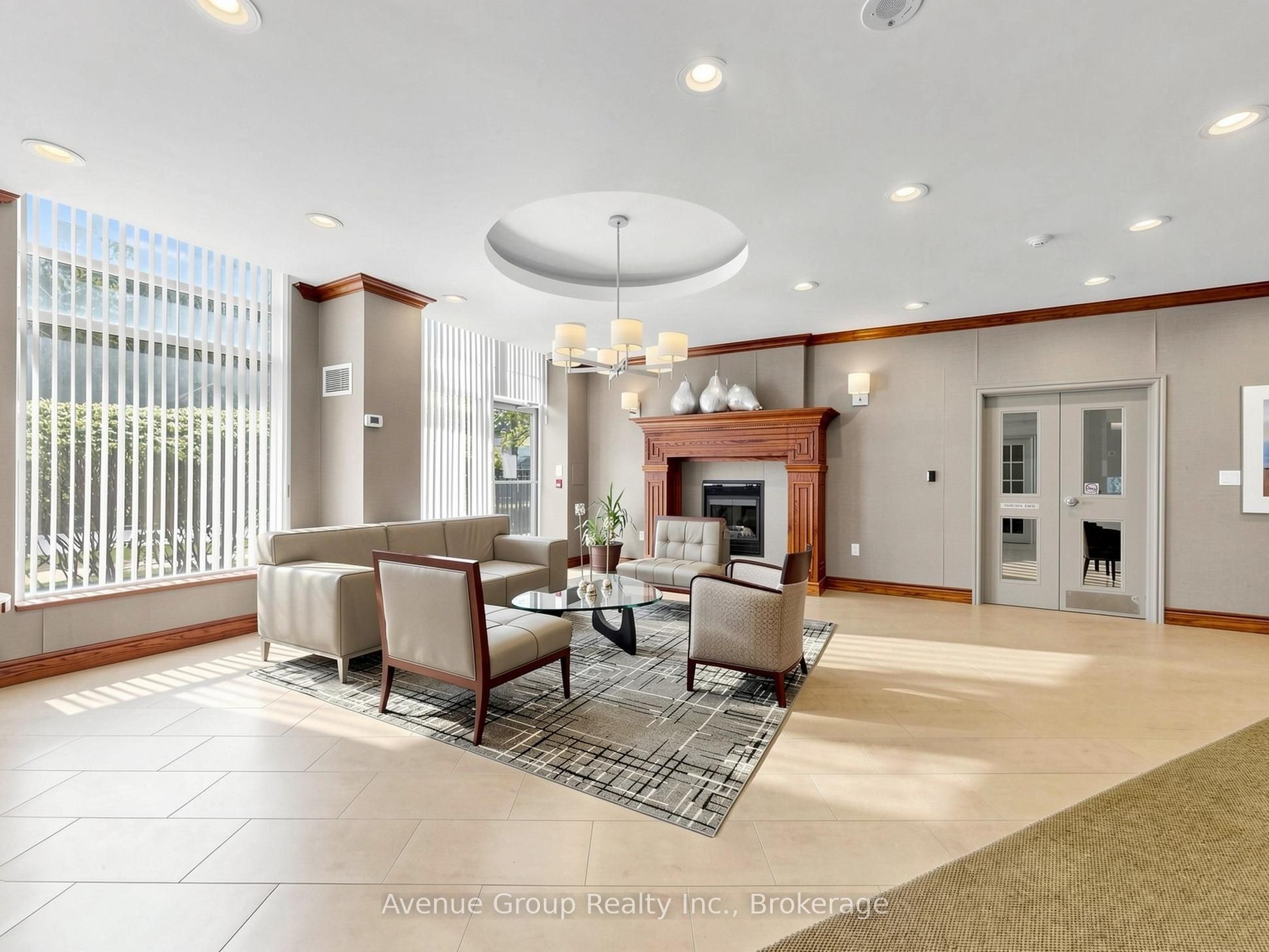 19 Barberry Place 513