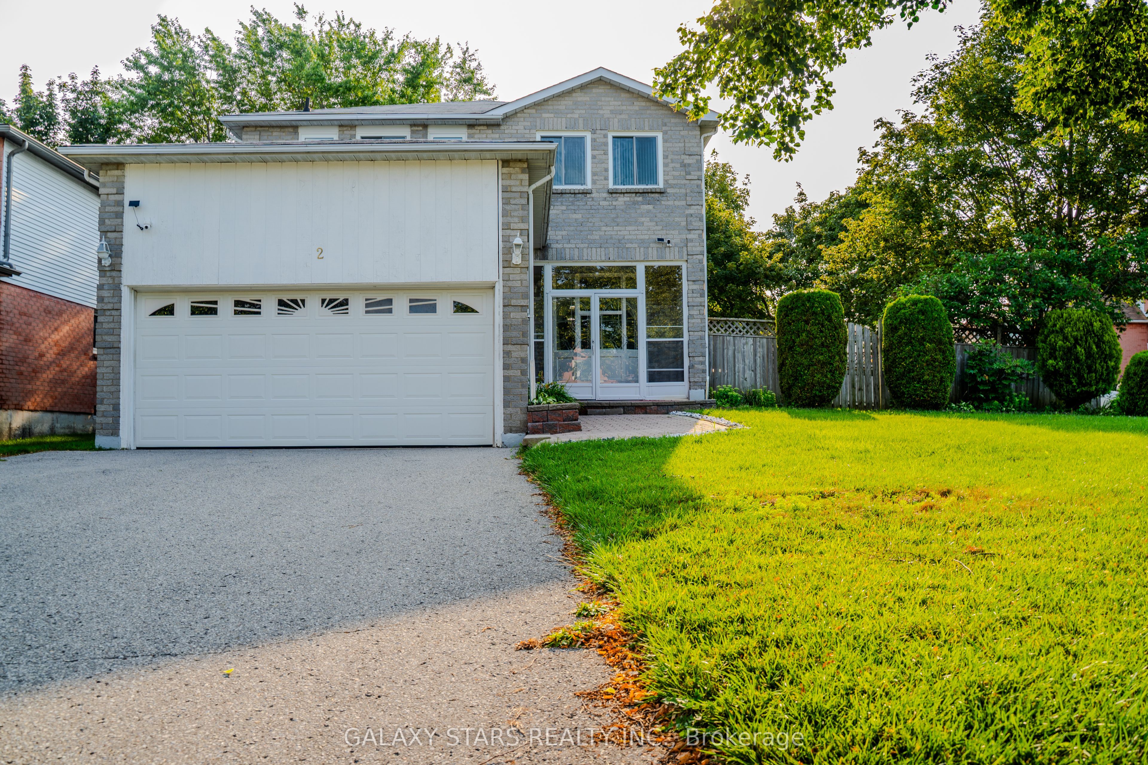 2 Noble Drive