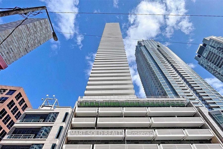 2221 Yonge Street 3103
