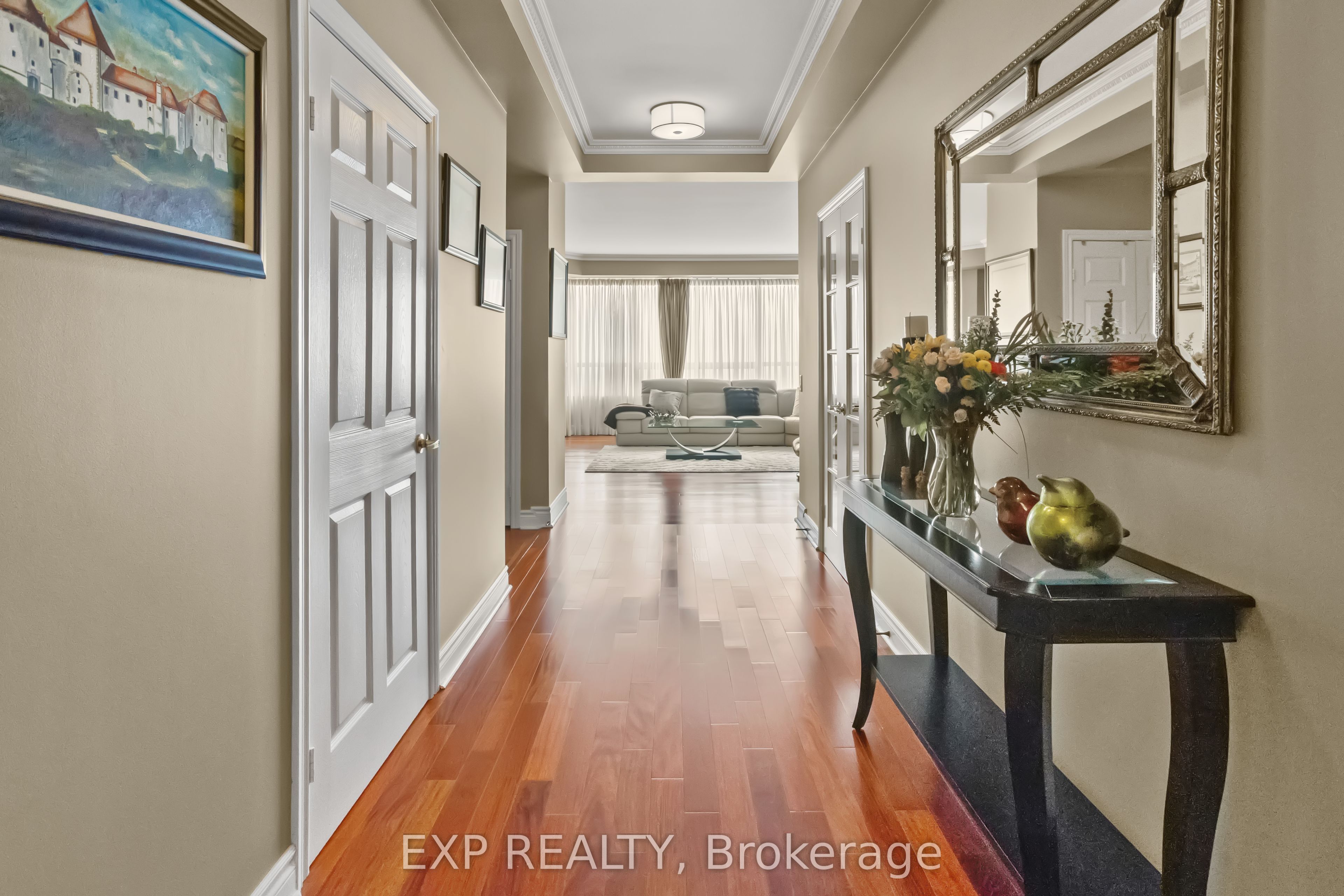 25 Kingsbridge Garden Circle 2709
