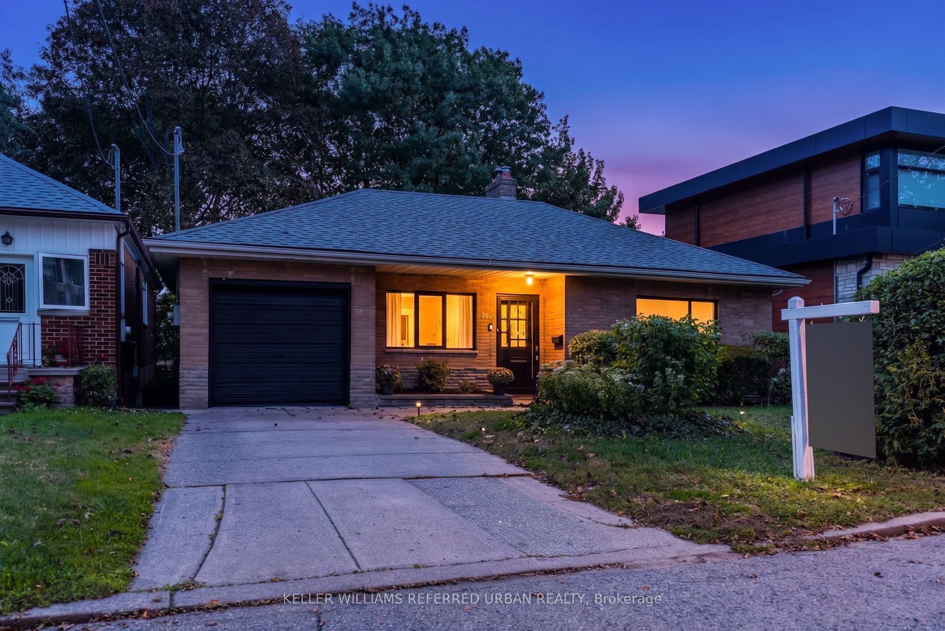 30 Rambert Crescent