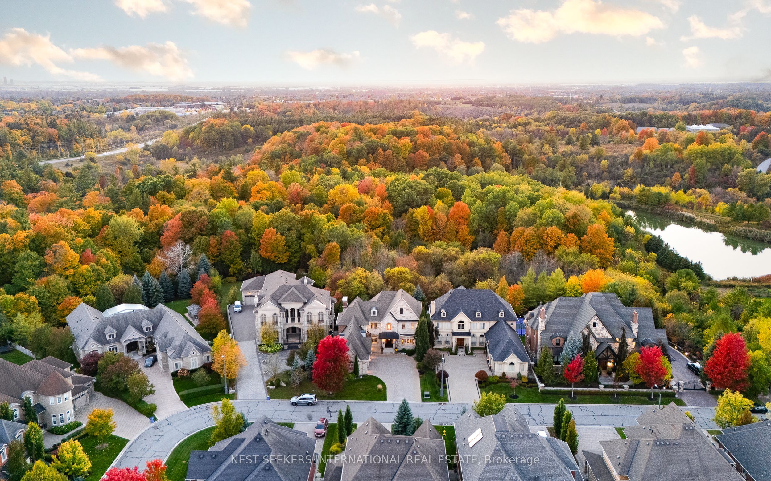 79 Grandvista Crescent