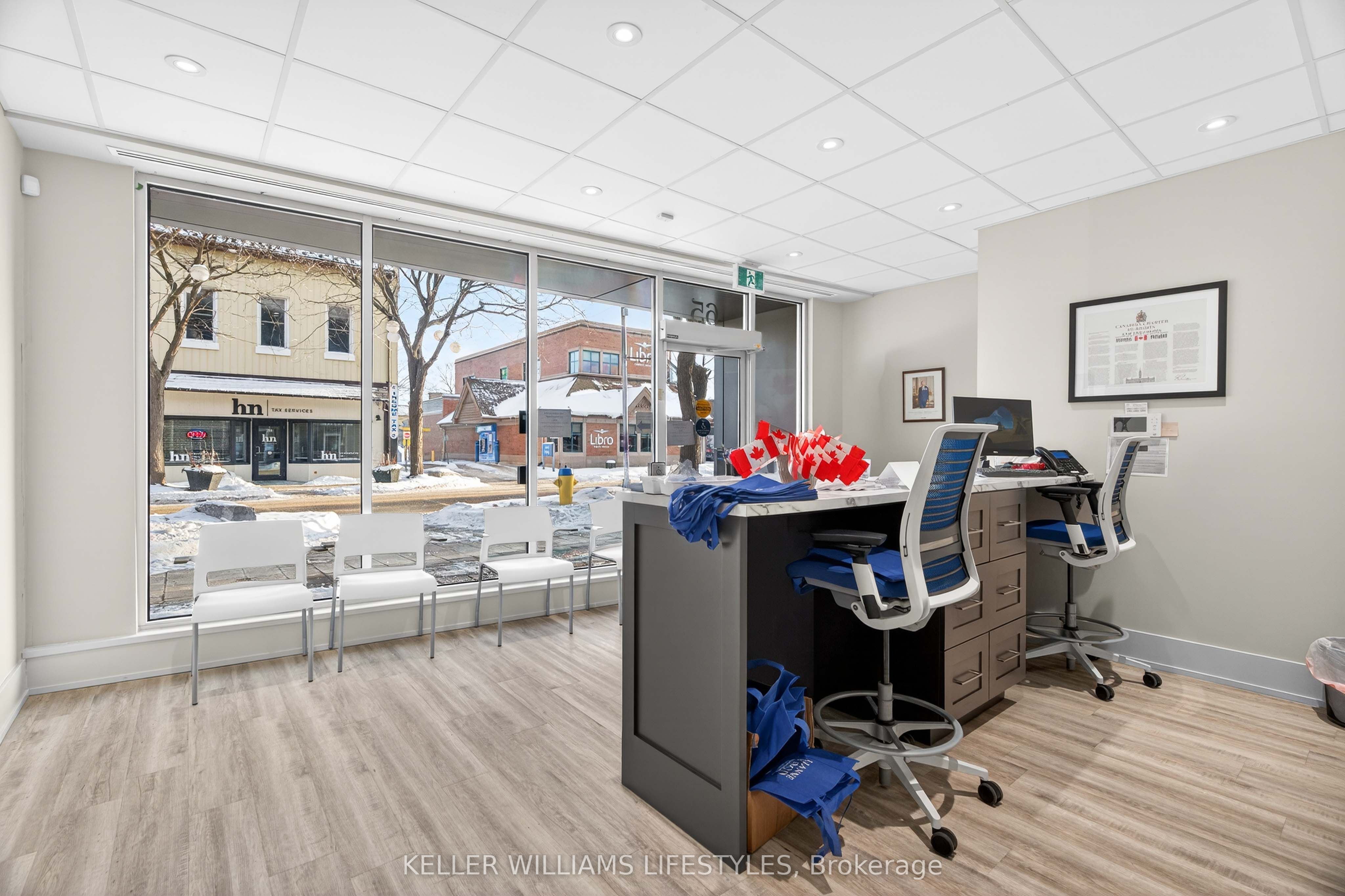 65 Front Street W
