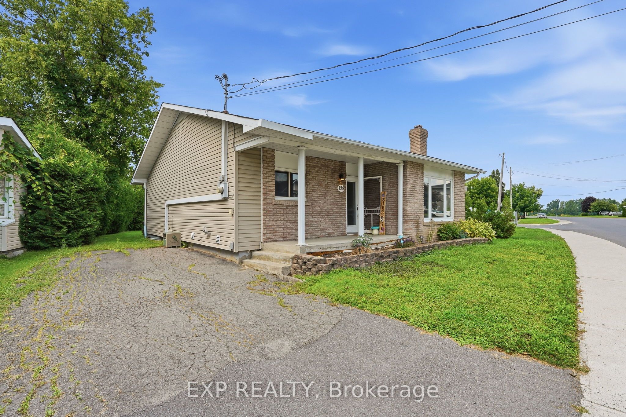 129 Laurier Street