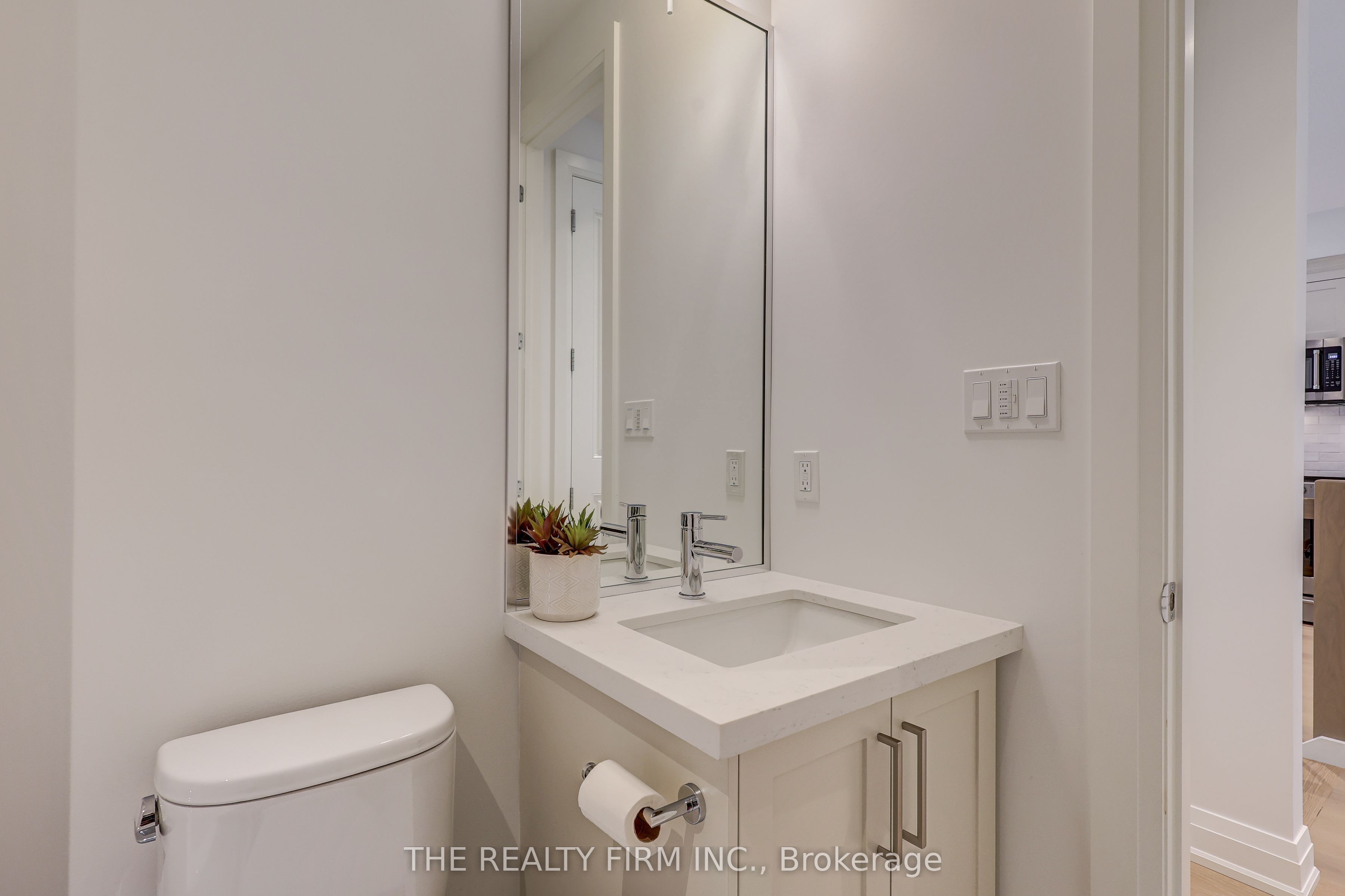 85 Forest Street 8