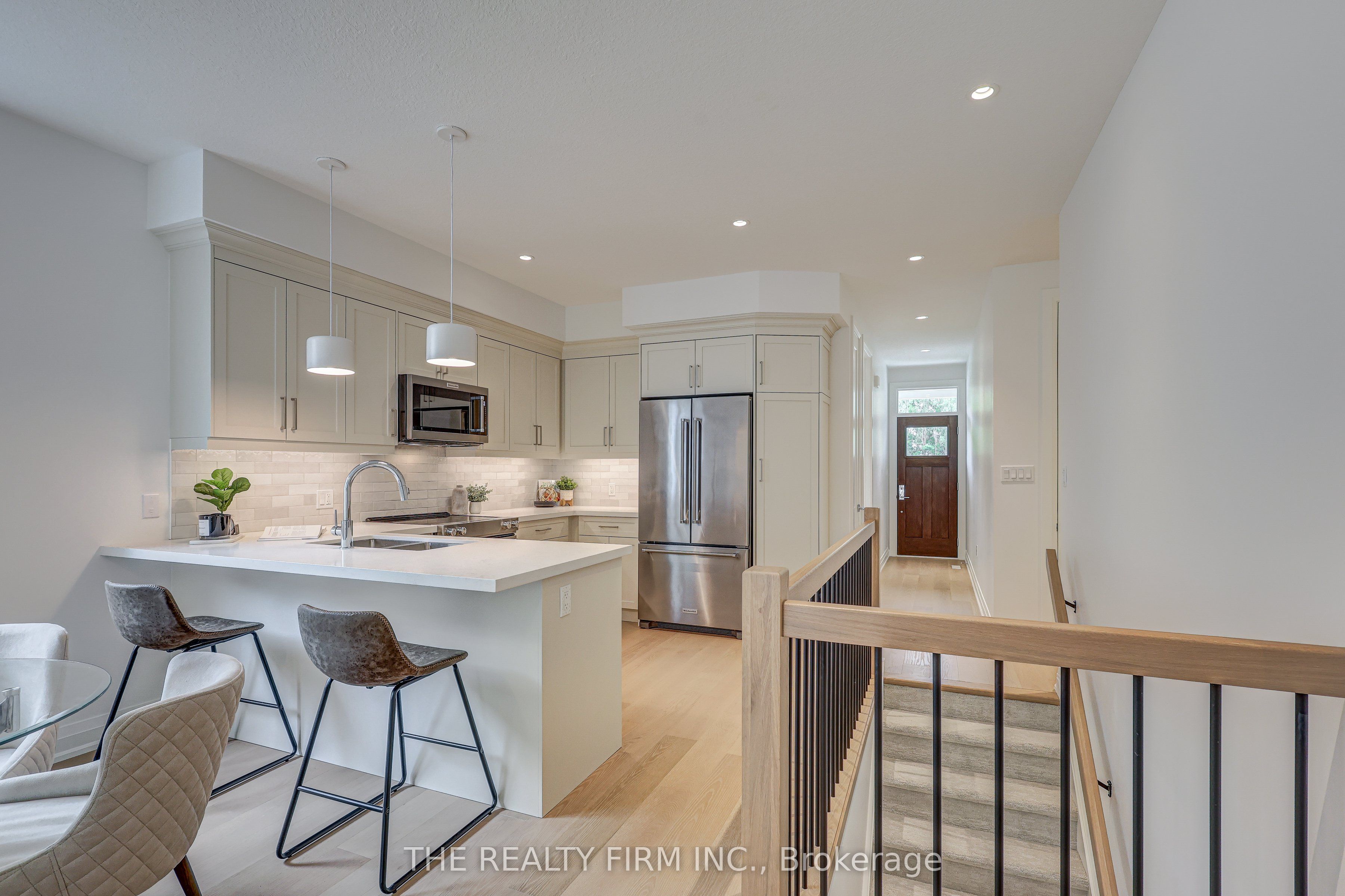 85 Forest Street 8