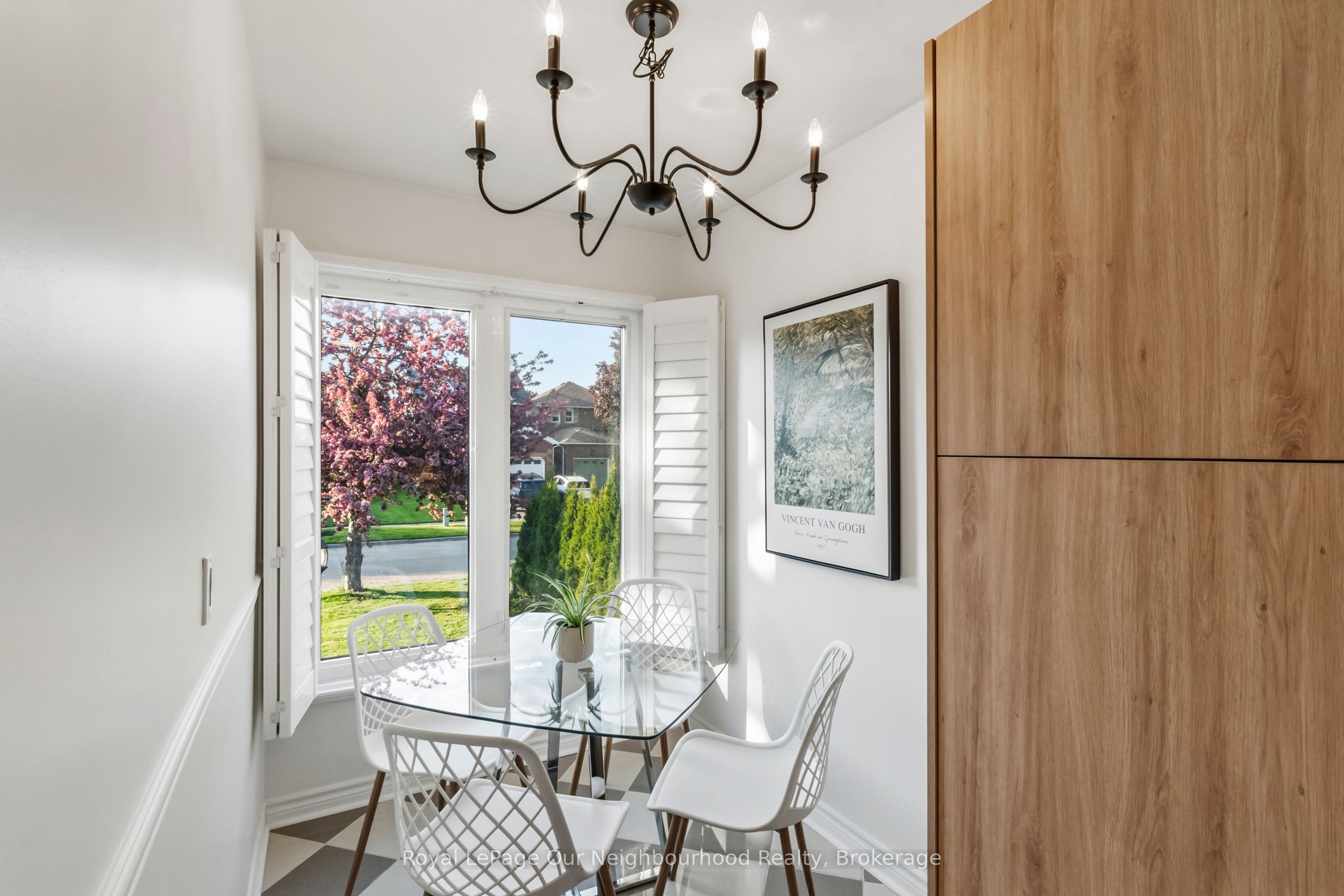 42 Glanville Crescent