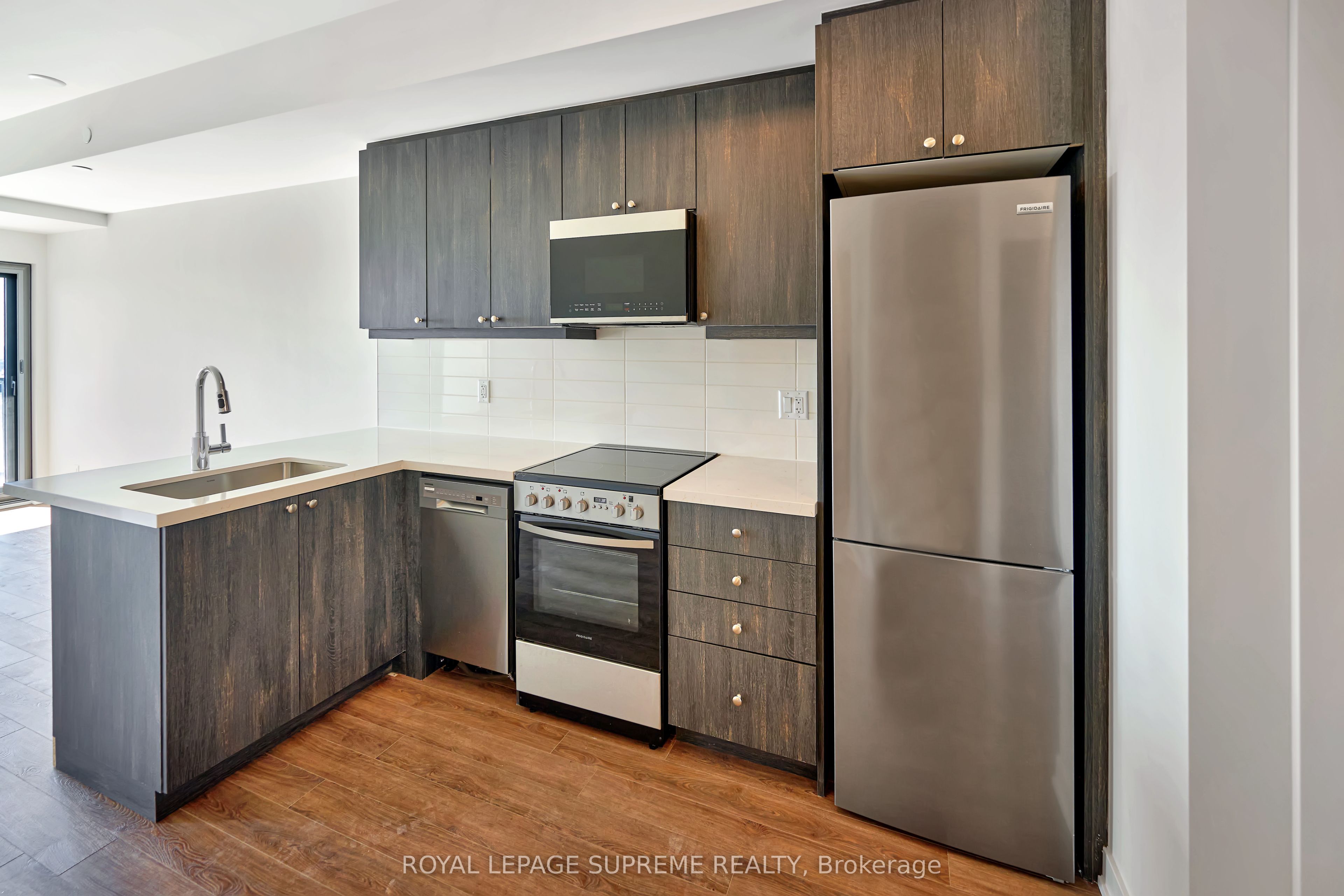 51 Clarington Boulevard 1020