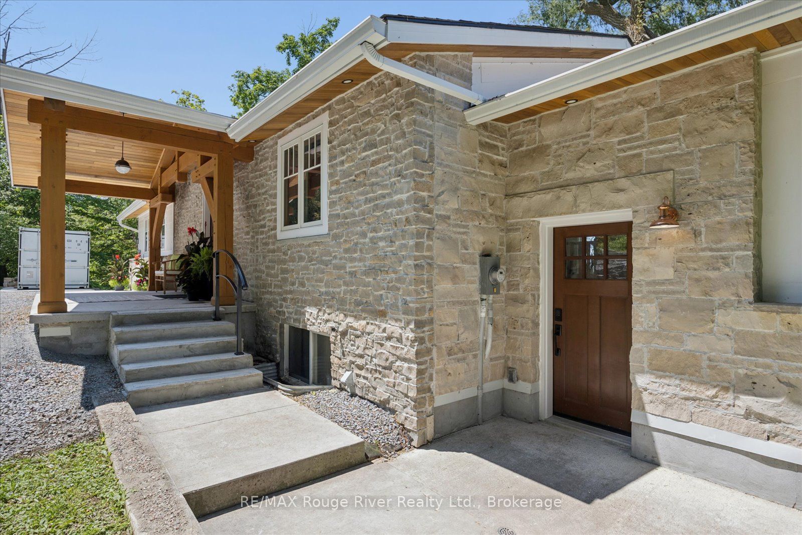 500 Fralicks Beach Road