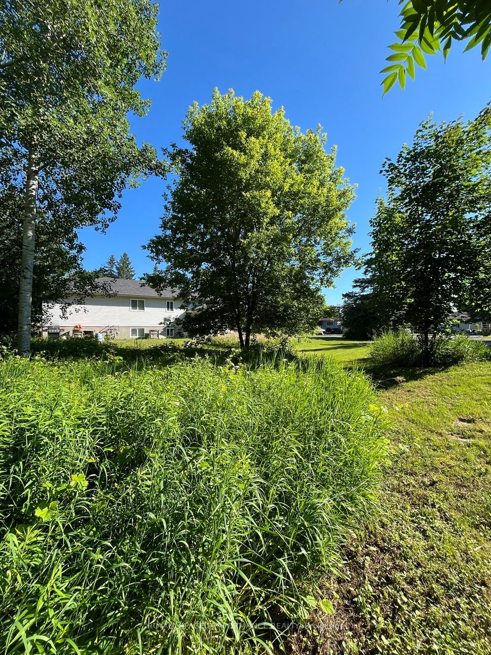 37 and 35A Cloverloft Court