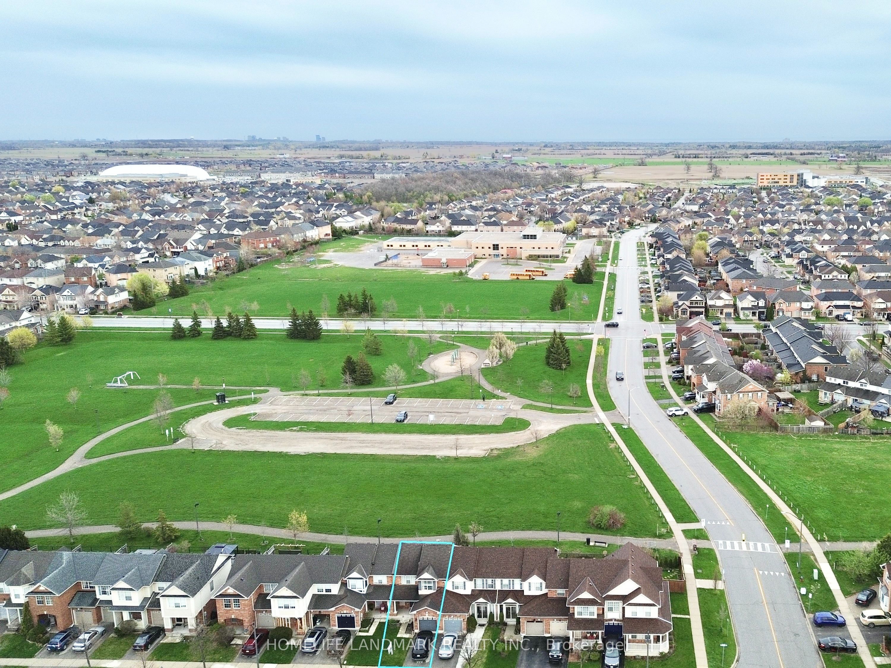 1158 Mcdowell Crescent