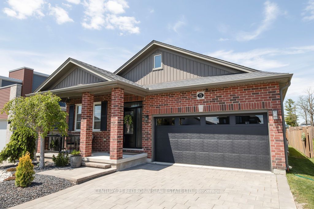 5 Connor Avenue