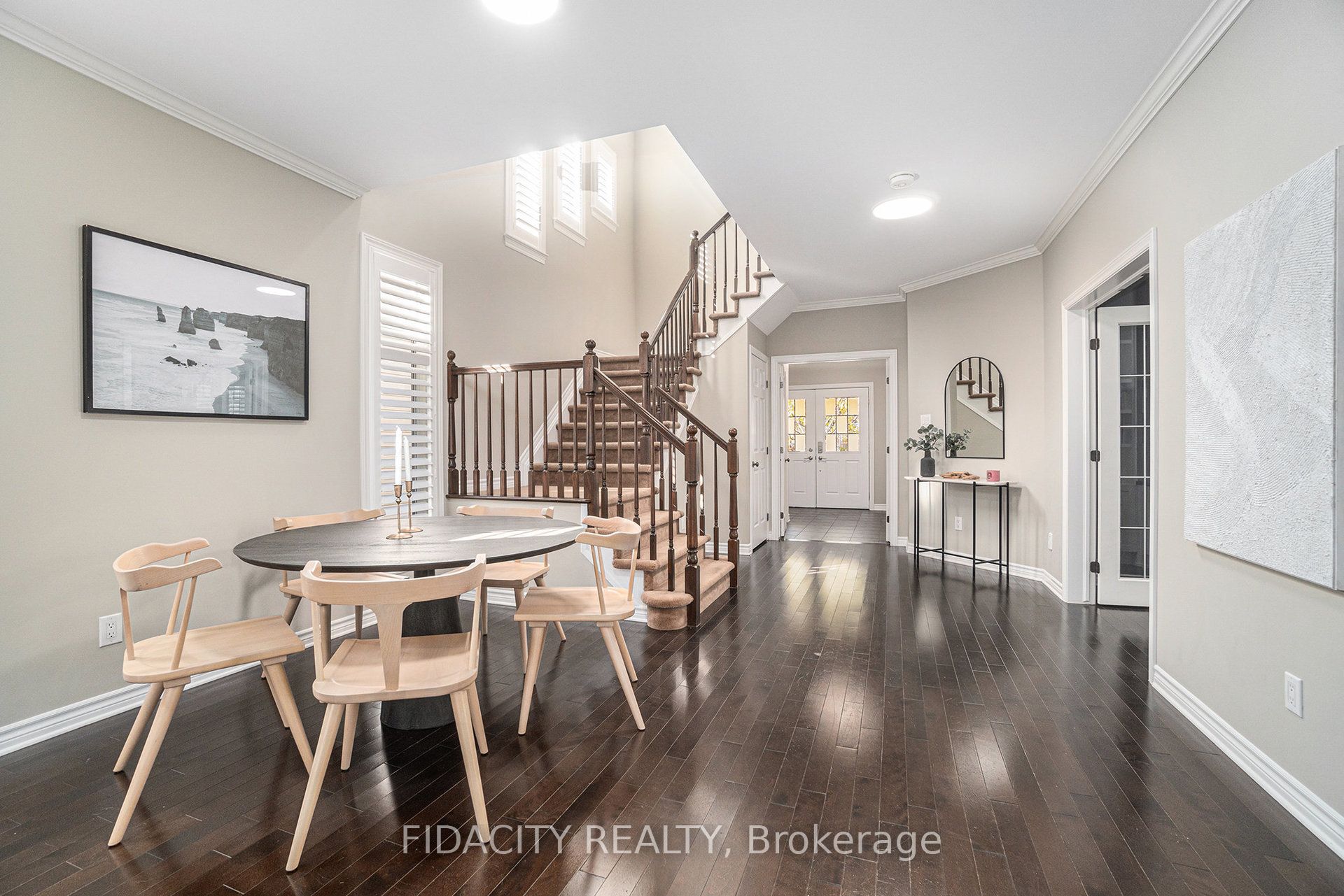 121 Bandelier Way