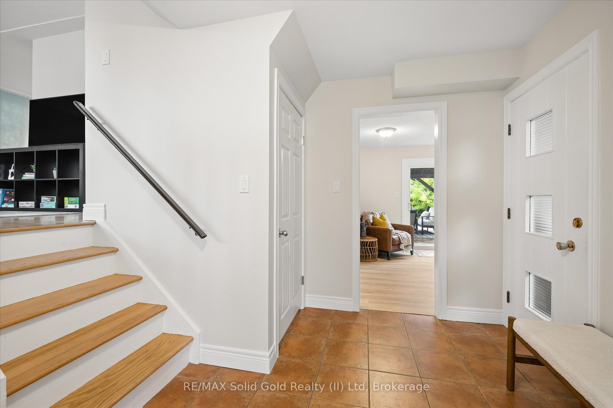 127 Gay Crescent