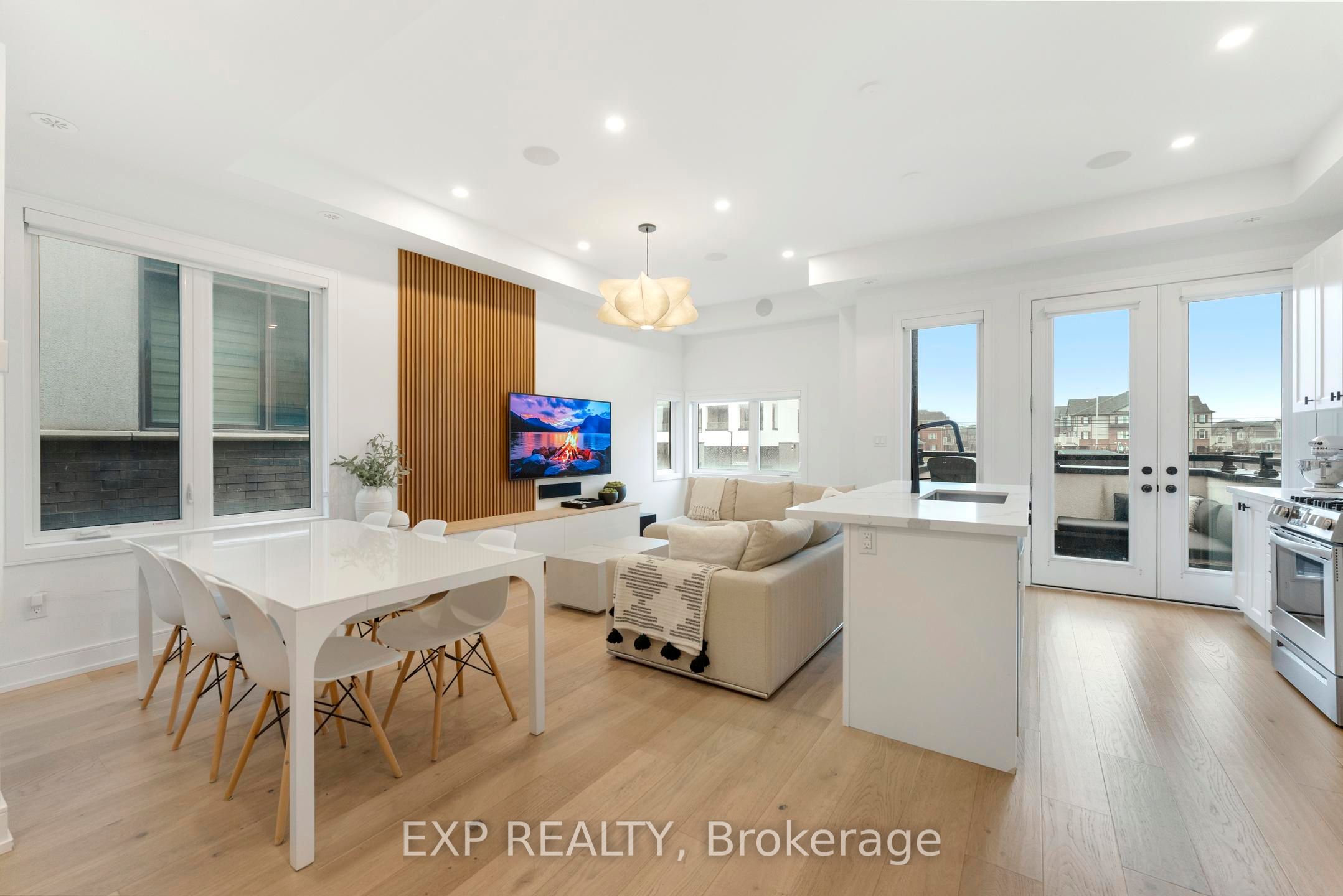 1417 Clarriage Court