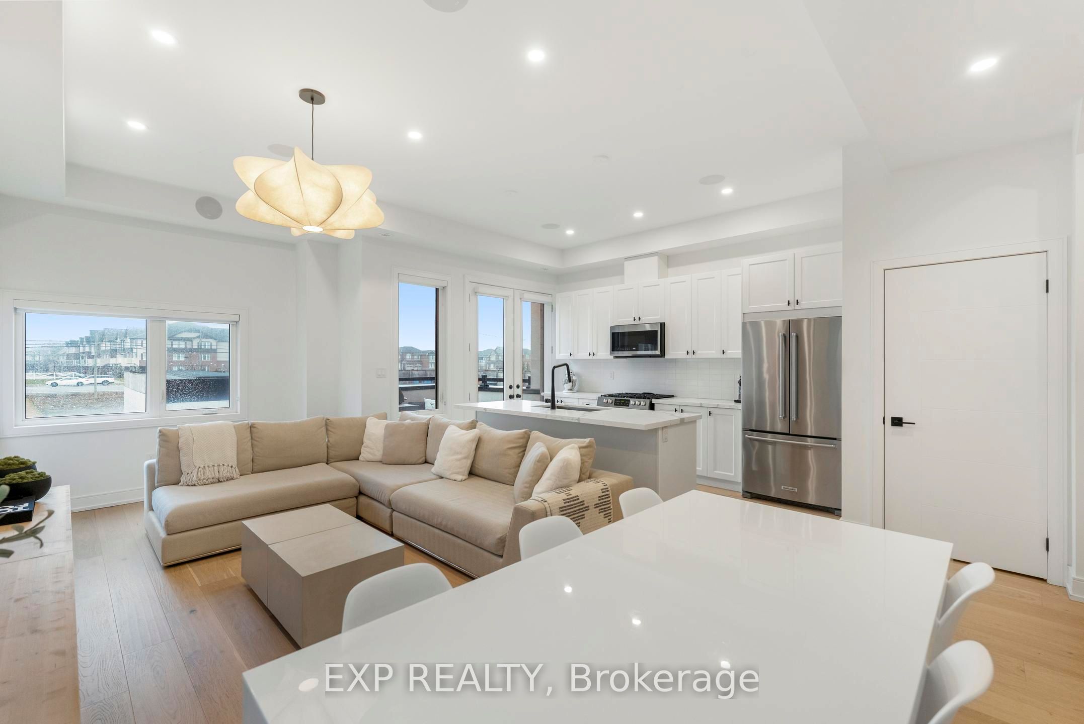 1417 Clarriage Court