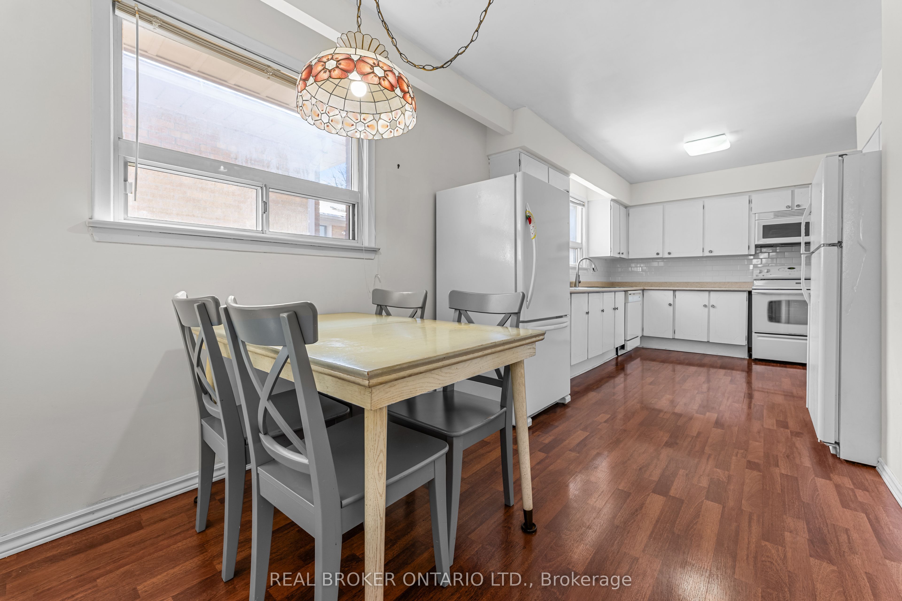 23 Beaumaris Crescent