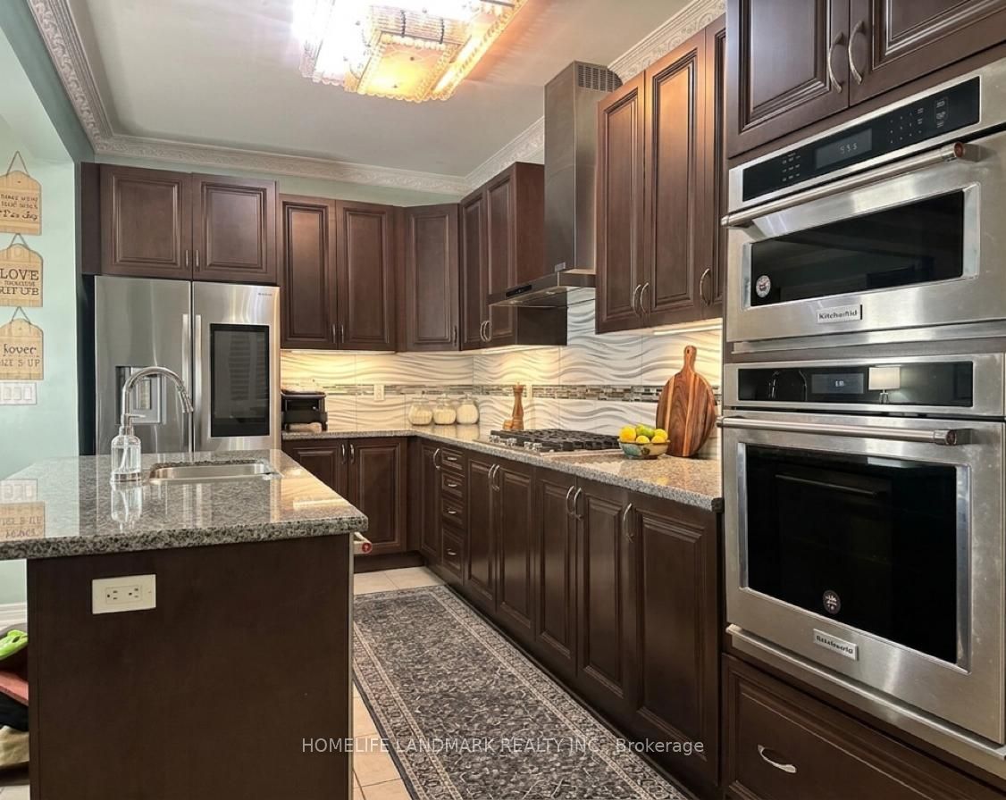 118 Bridlewood Boulevard