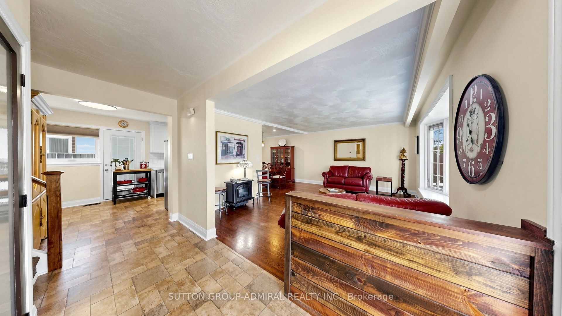 218 Bay Thorn Drive