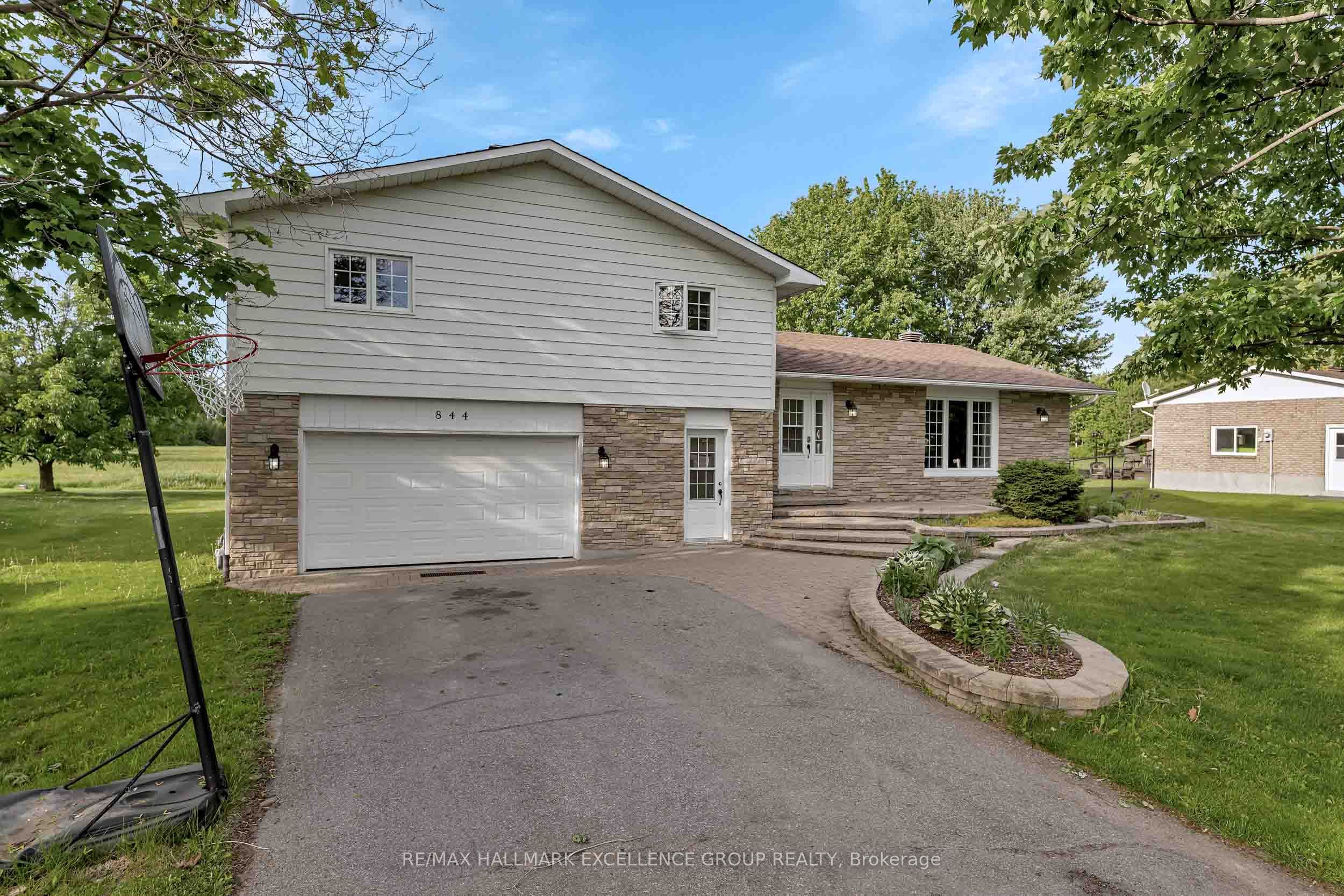 844 Principale Street