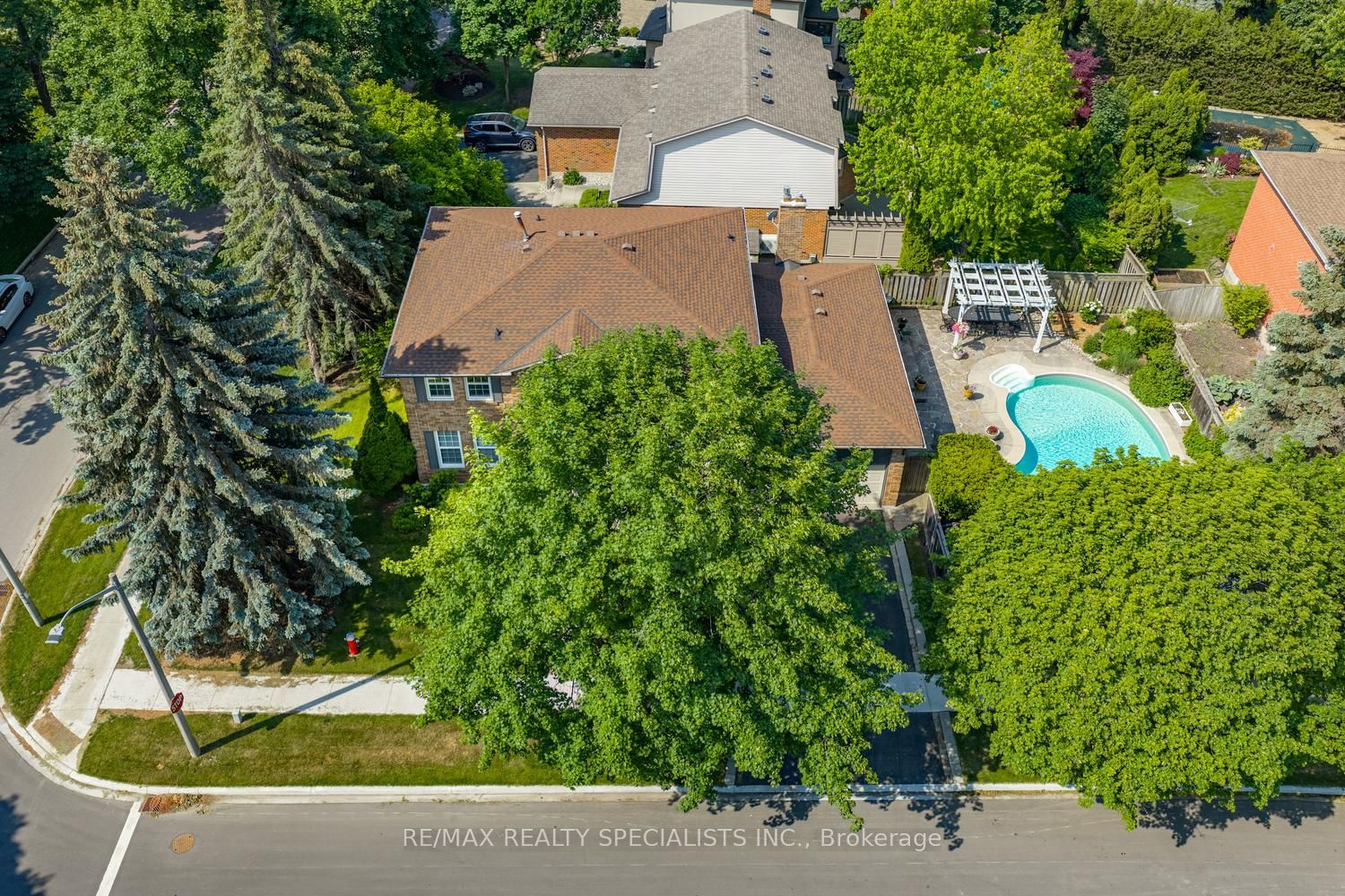 2510 Maid Marian Place