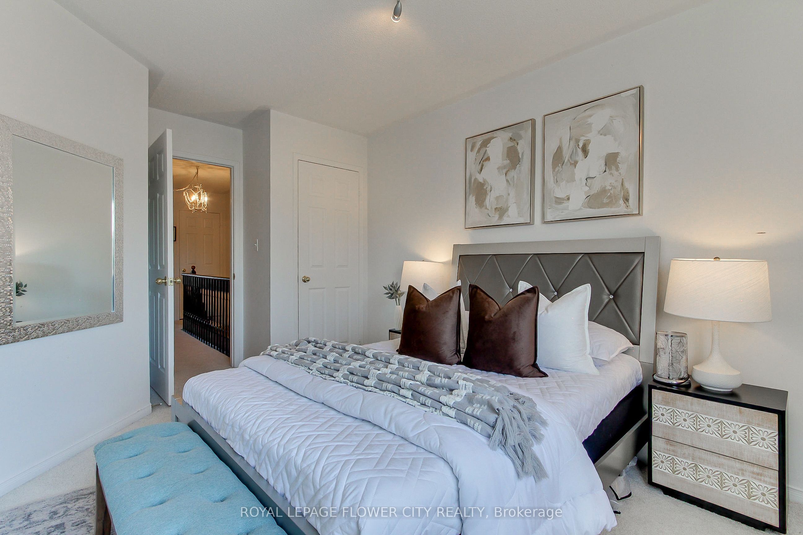 3950 Erin Centre Boulevard 3