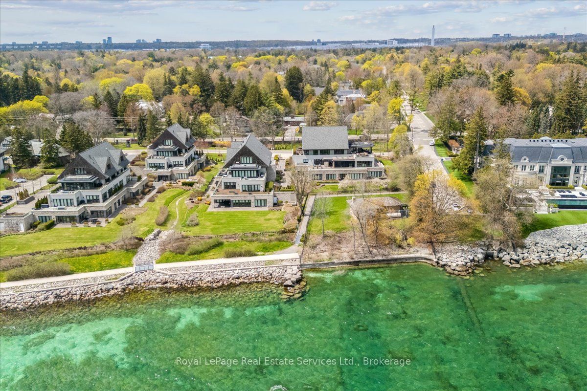 10 Maple Grove Drive 30