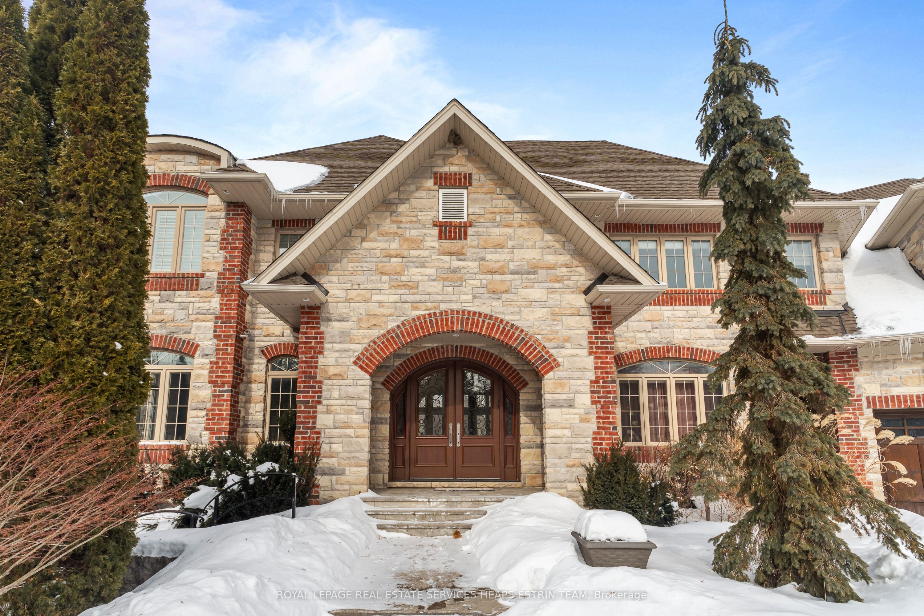 206 Churchill Avenue