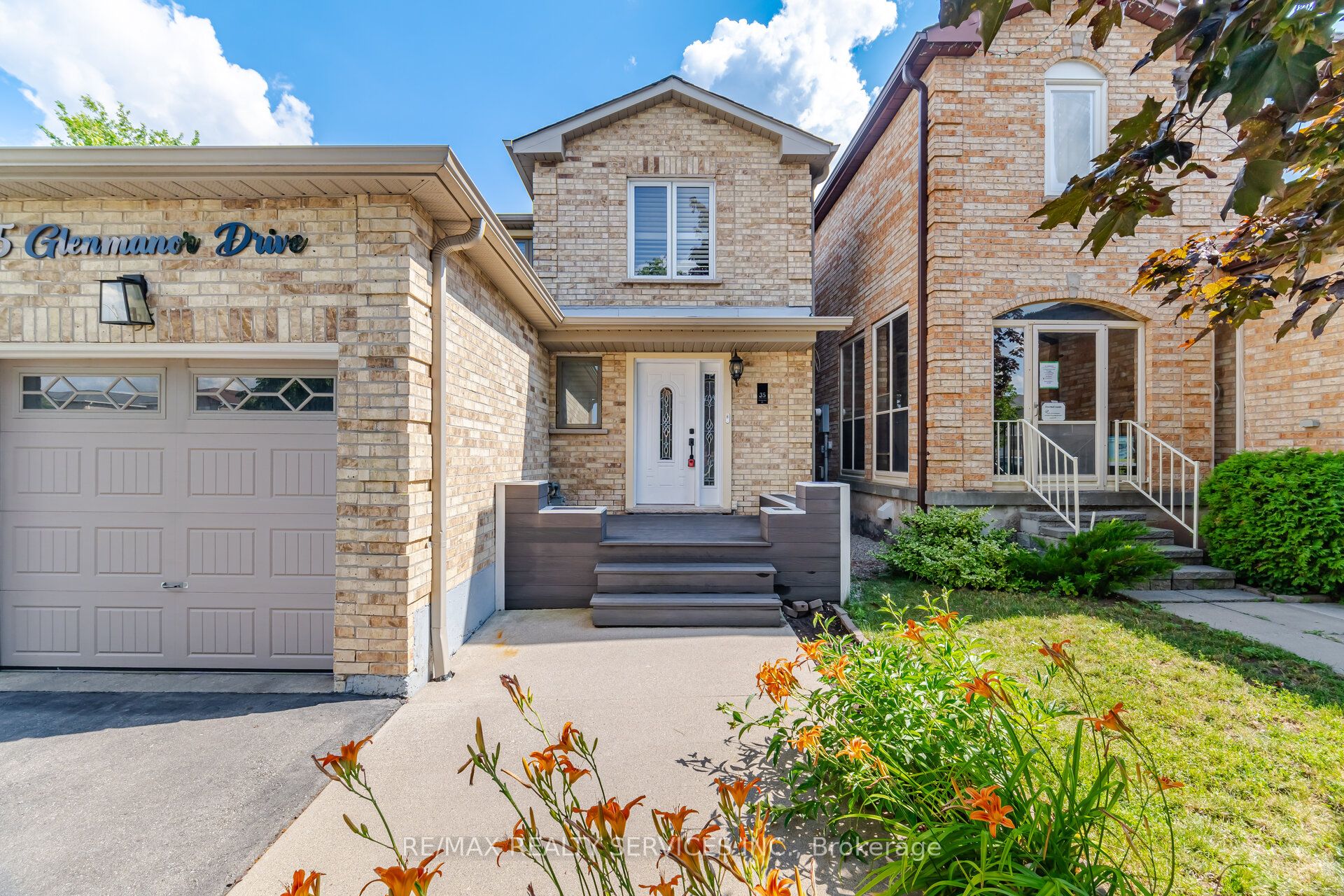35 Glenmanor Drive