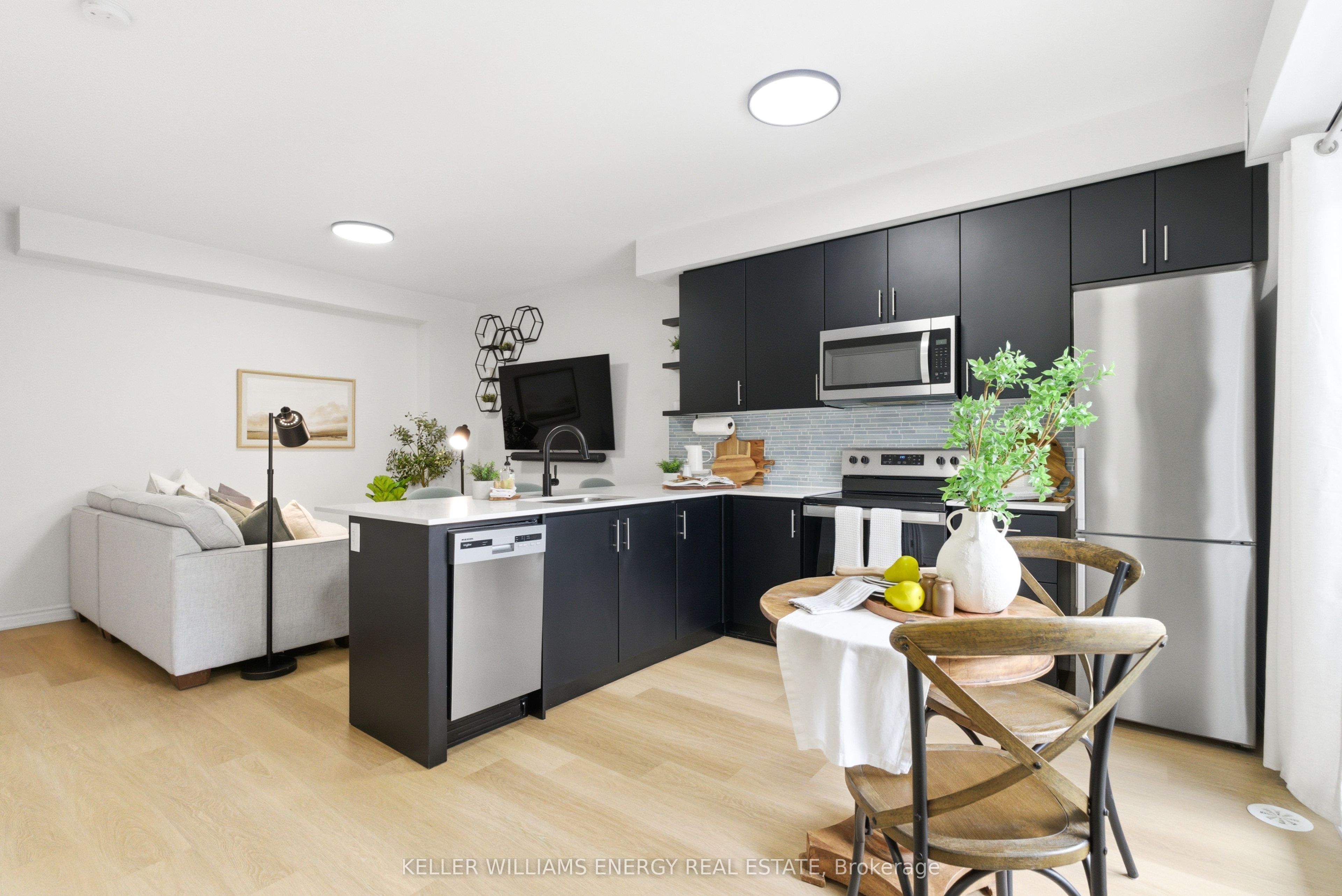 475 Beresford Path 7