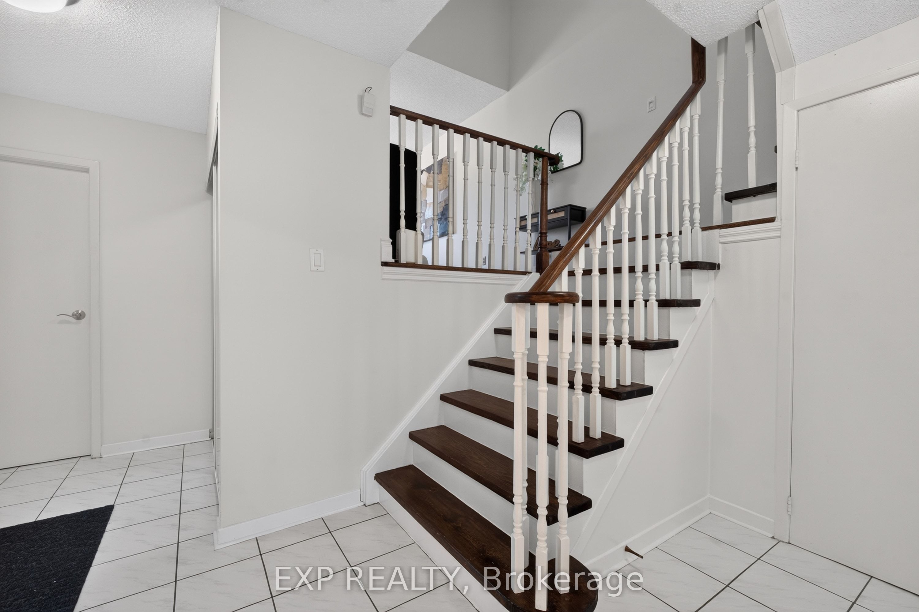 109 Winding Lane