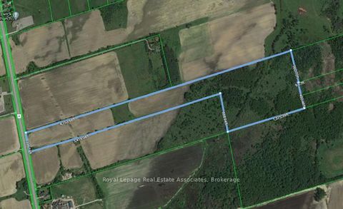 23049 Woodbine Avenue Georgina ON L4P 3E9