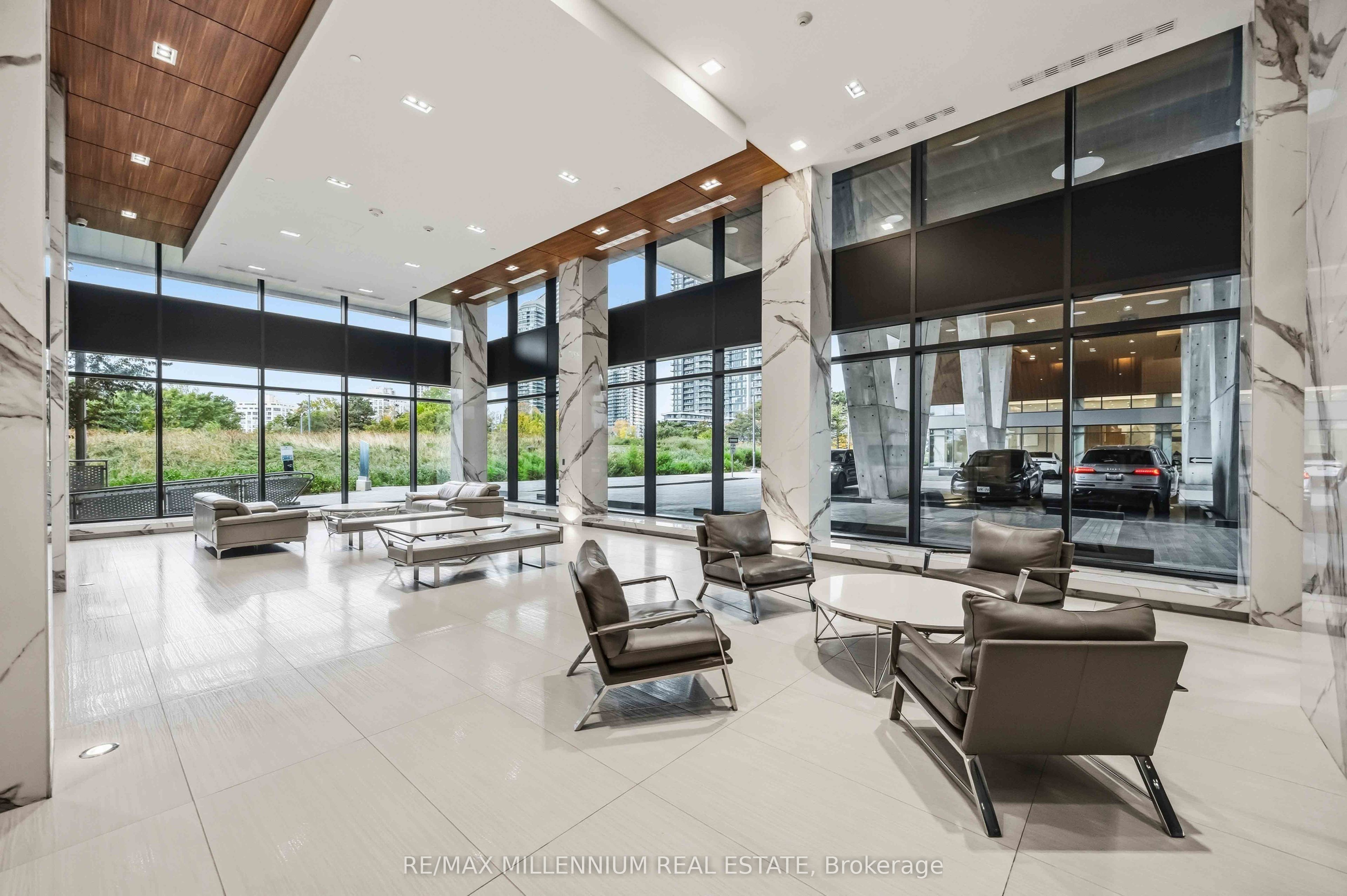 20 Shore Breeze Drive 803