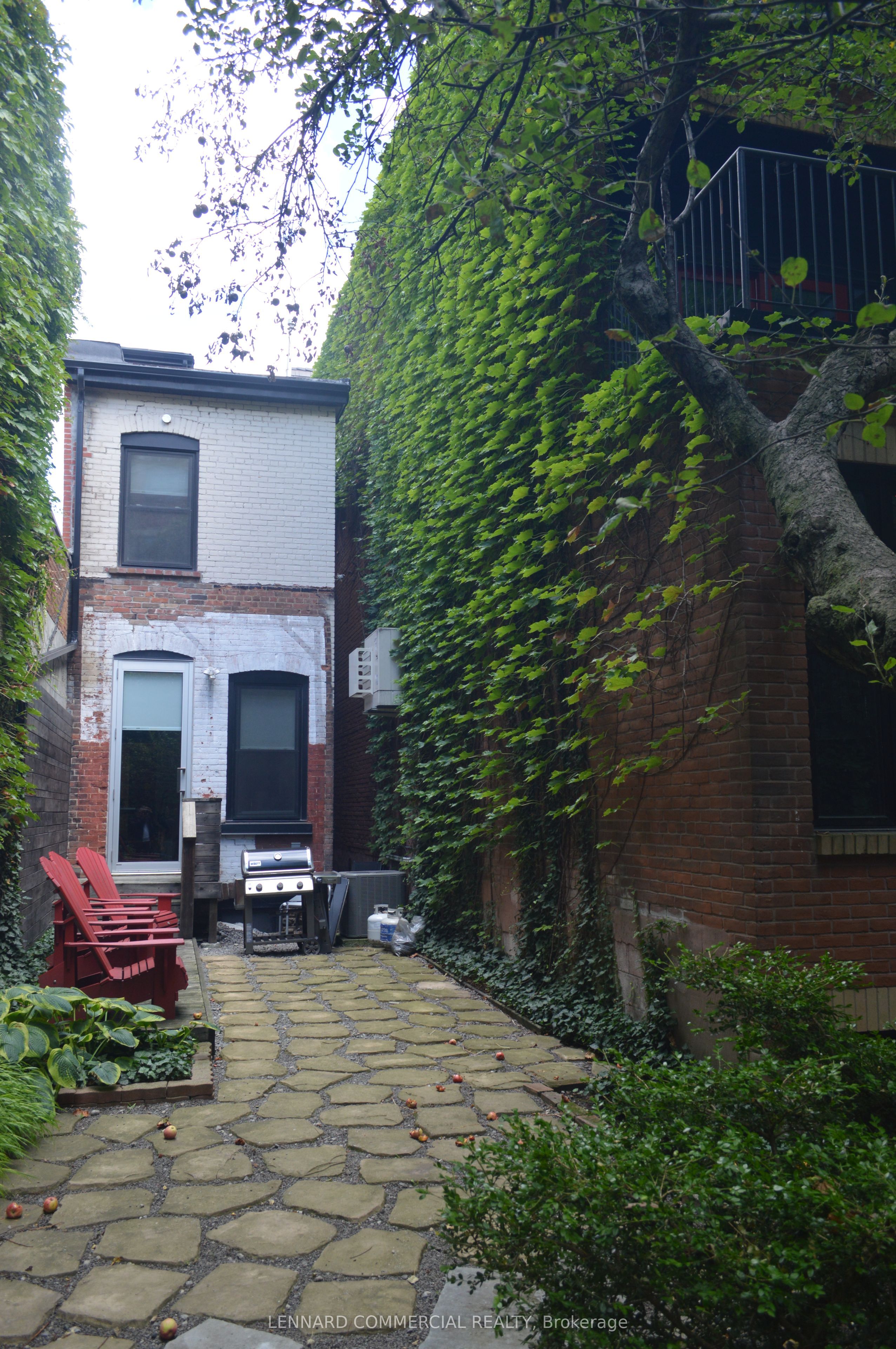 54 Saint Patrick Street