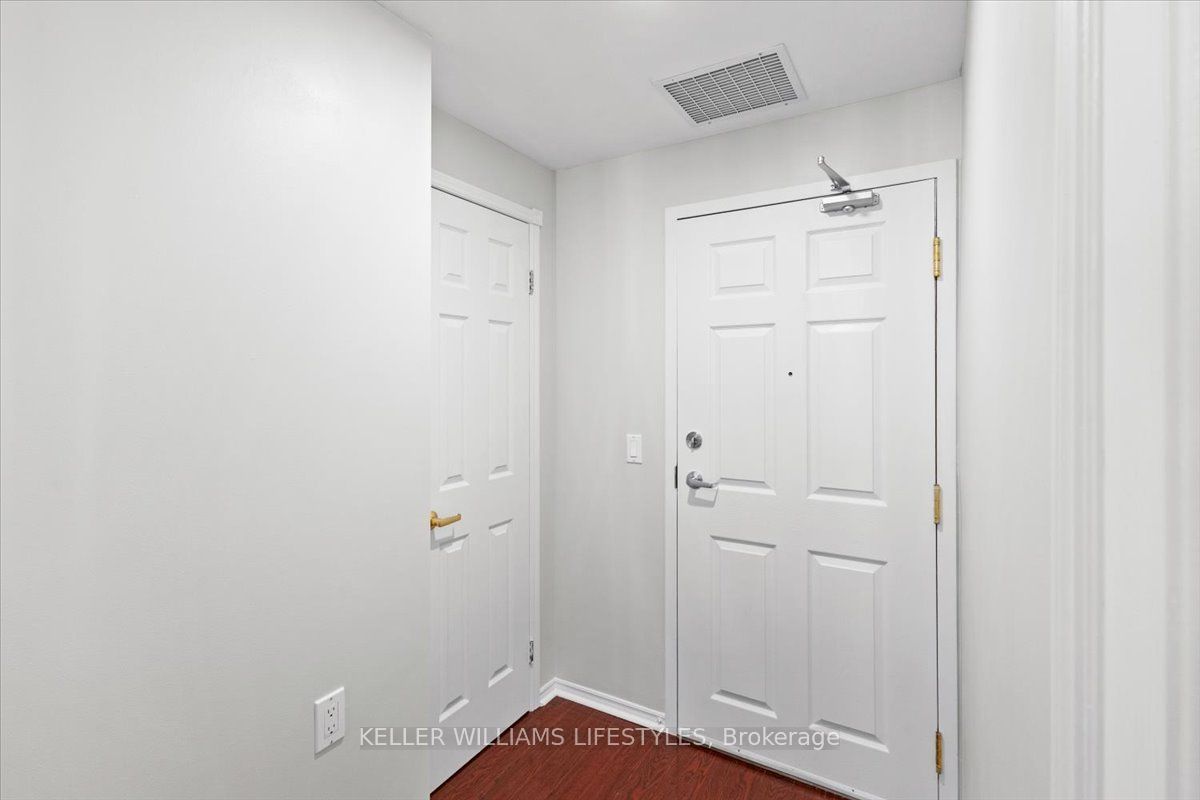 511 Gainsborough Road 113