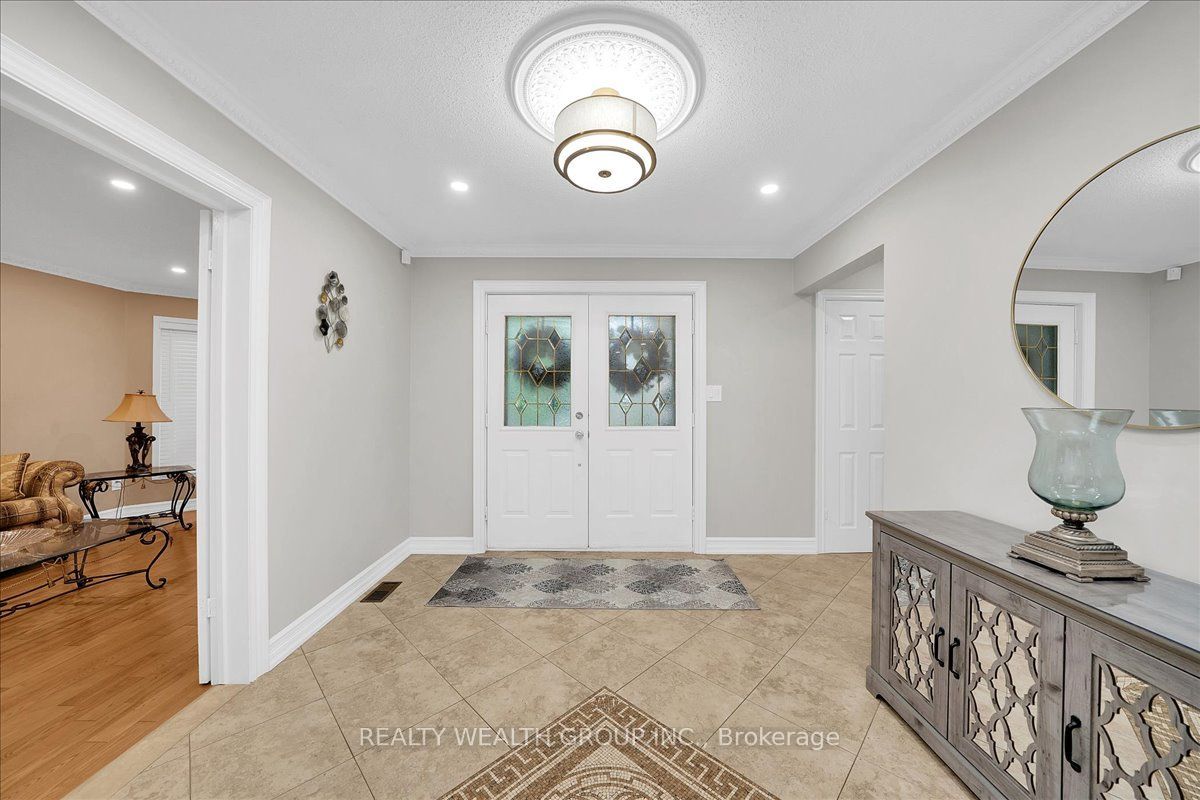 1576 Saugeen Drive