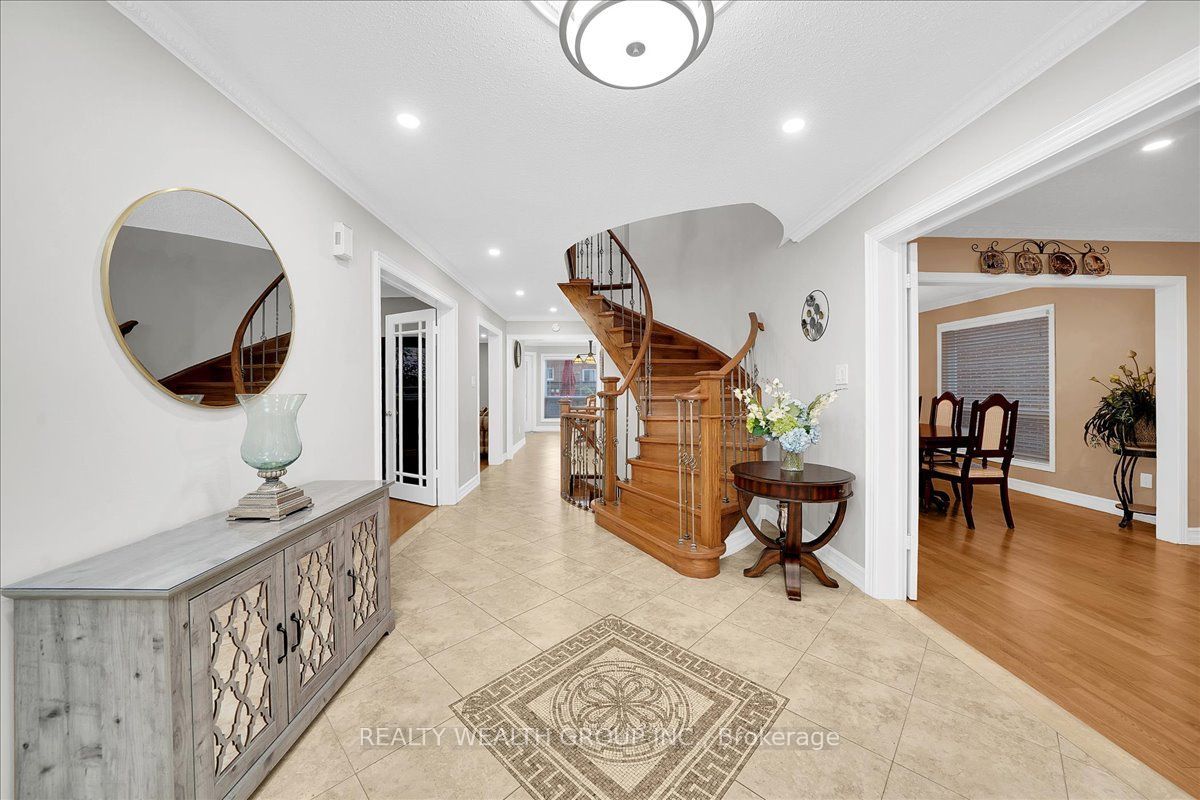1576 Saugeen Drive