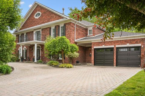 81 Woodview Drive Pickering ON L1V 1L1