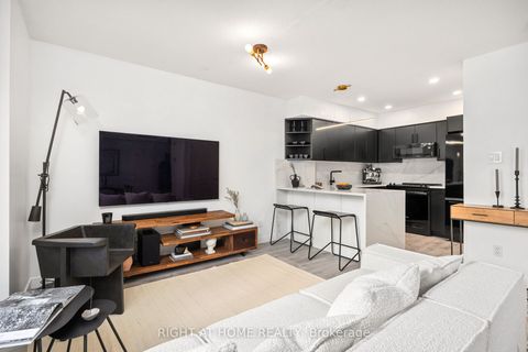 43 Sudbury Street 4304 Toronto C01 ON M6J 3W6