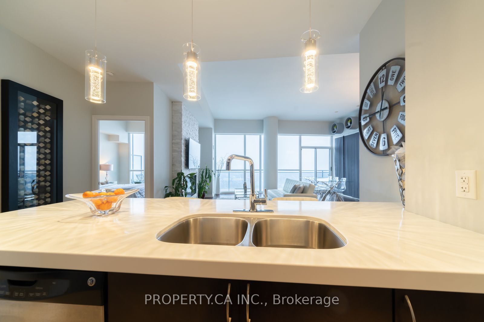 223 Webb Drive PH3504
