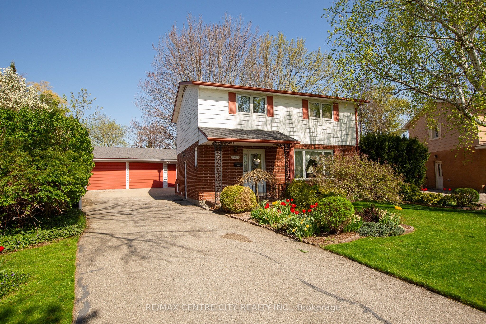 76 Antrim Crescent