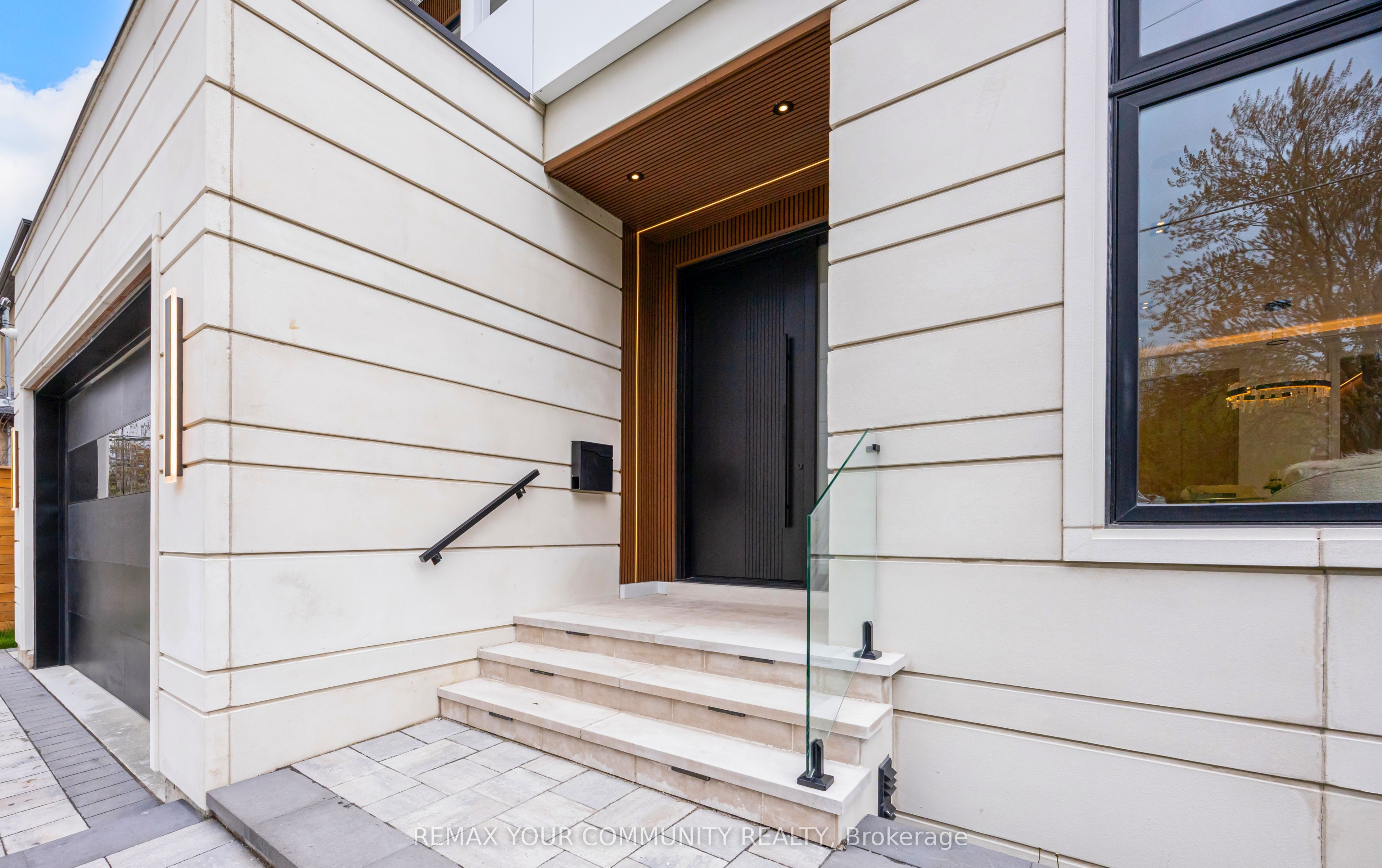 259 Ruggles Avenue