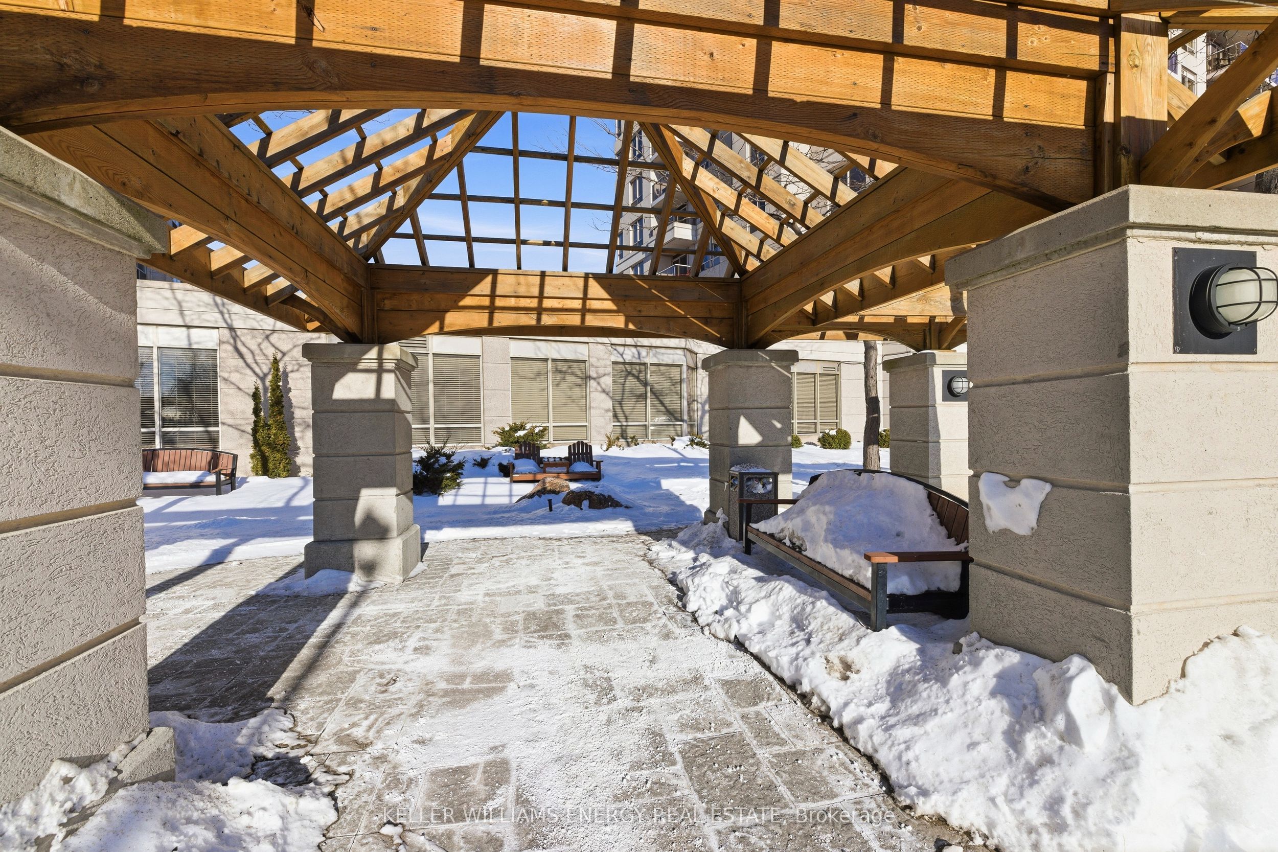 1000 The Esplanade N/A N 103